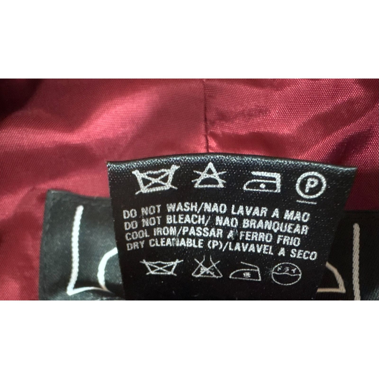 Escada Laurel by Escada Velvet Jacket size 38 color burgundy made i Size XS / US 0-2 / IT 36-38 - 4 Thumbnail