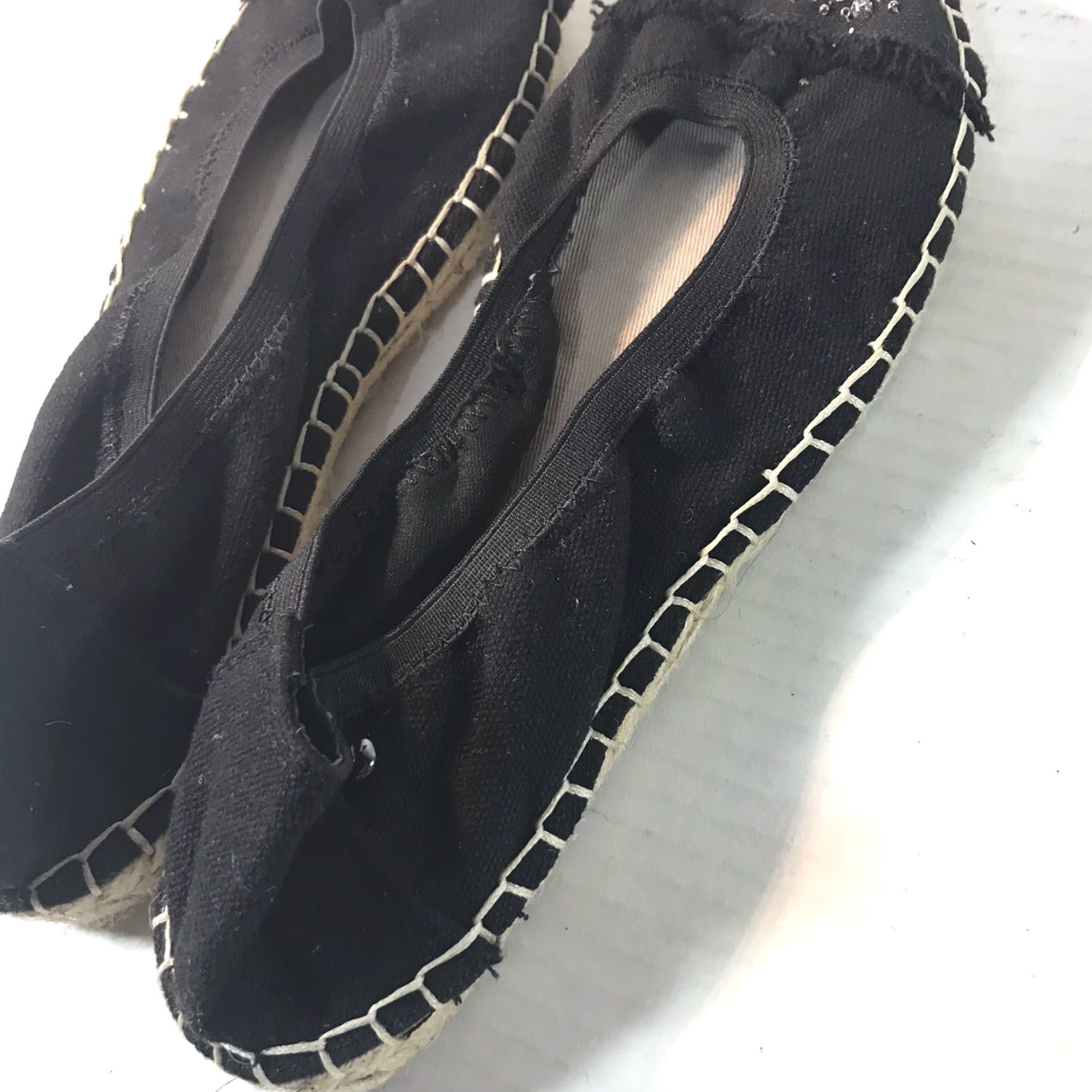 Vintage VINTAGE Simply Vera Vera Wang Flat Slip-On Shoes Women's Size 8M Black Canvas Rhinestone Casual Size US 8 / IT 38 - 4 Thumbnail