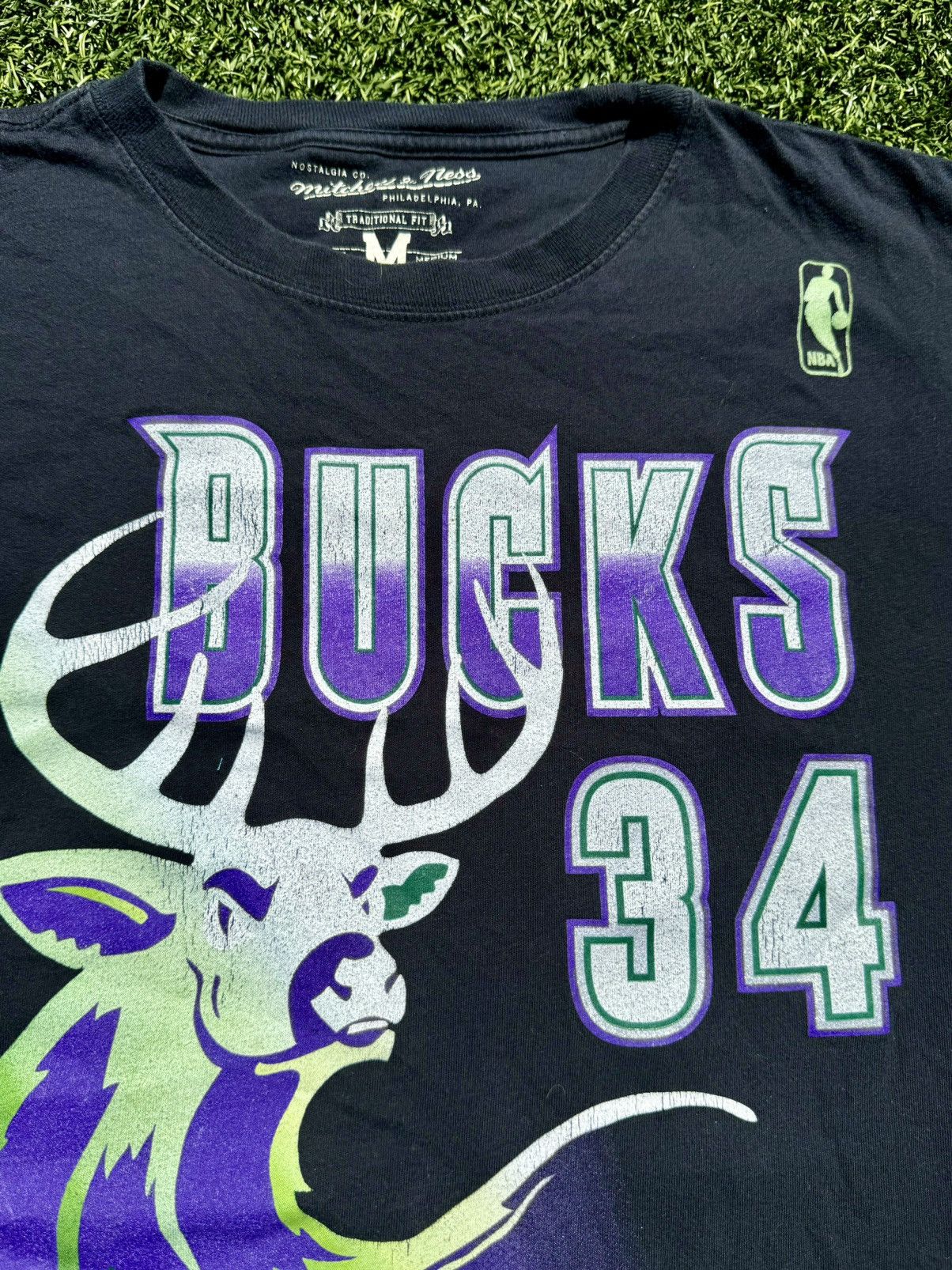 Mitchell & Ness Milwaukee Bucks Ray Allen Mitchell & Ness Jersey Size US M / EU 48-50 / 2 - 3 Thumbnail