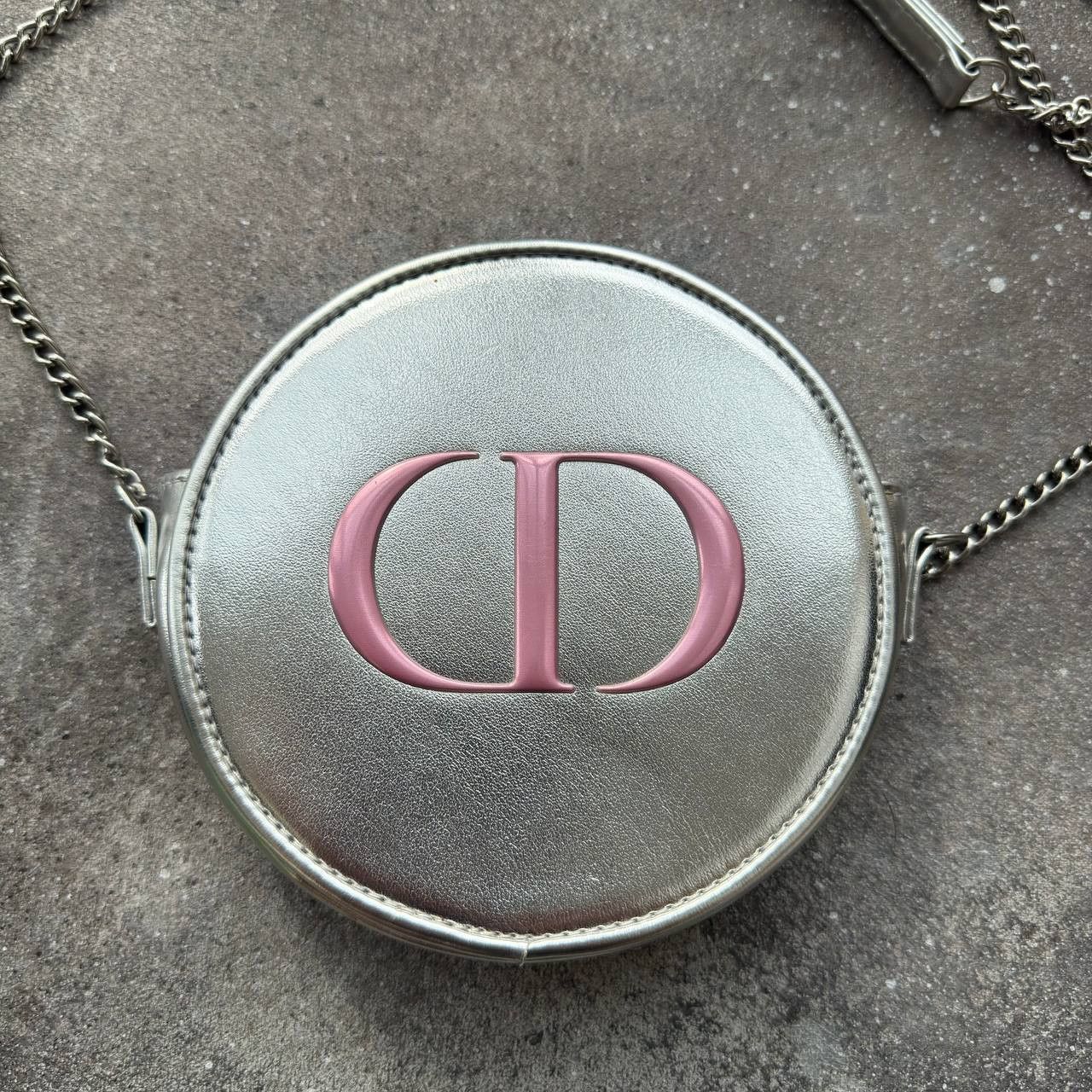 Dior Christian Dior Vintage Beauty Vanity Case Round Makeup Bag Size ONE SIZE - 3 Thumbnail