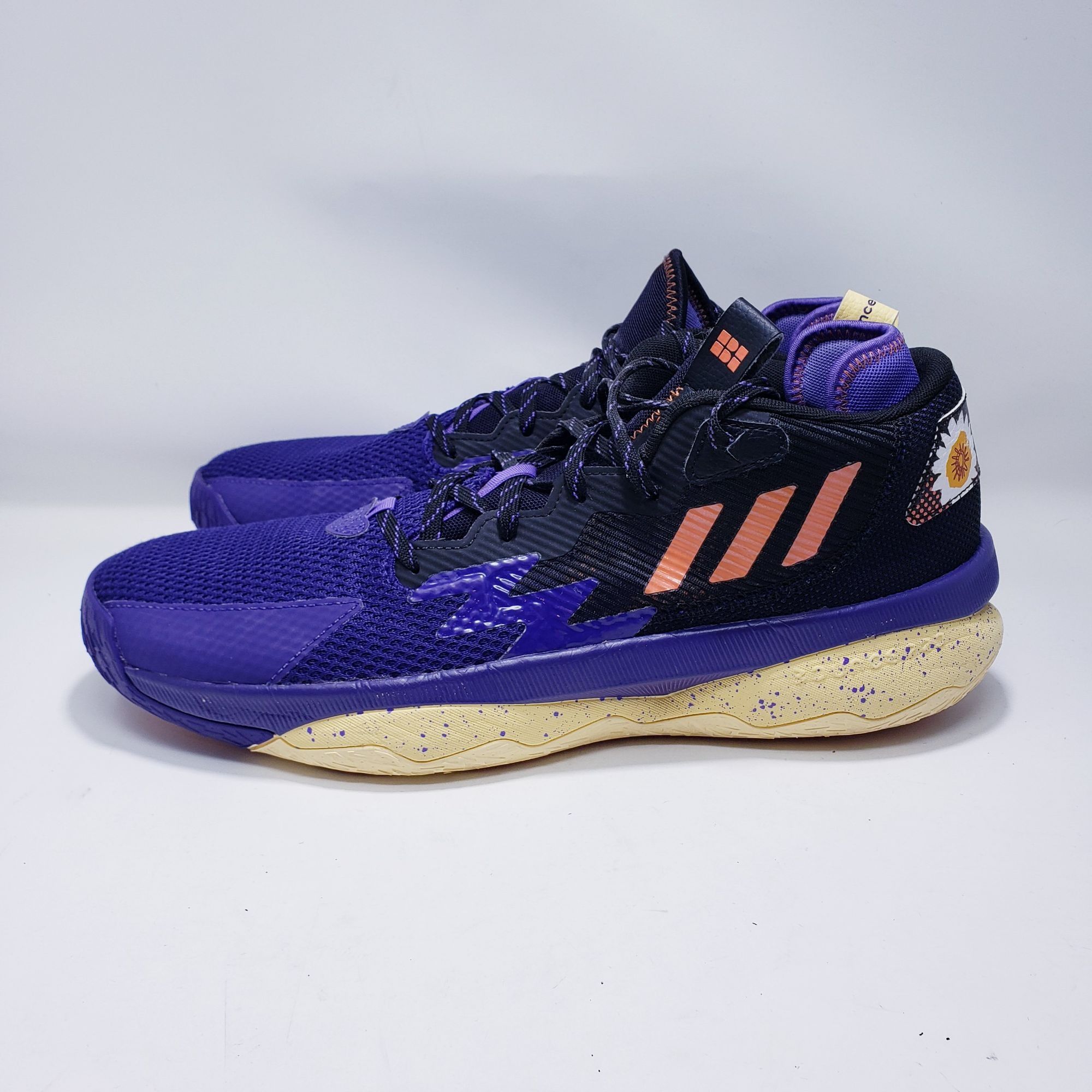 Adidas Adidas Dame 8 Honoring Black Excellence Mens 13.5 Size US 13 / EU 46 - 2 Thumbnail