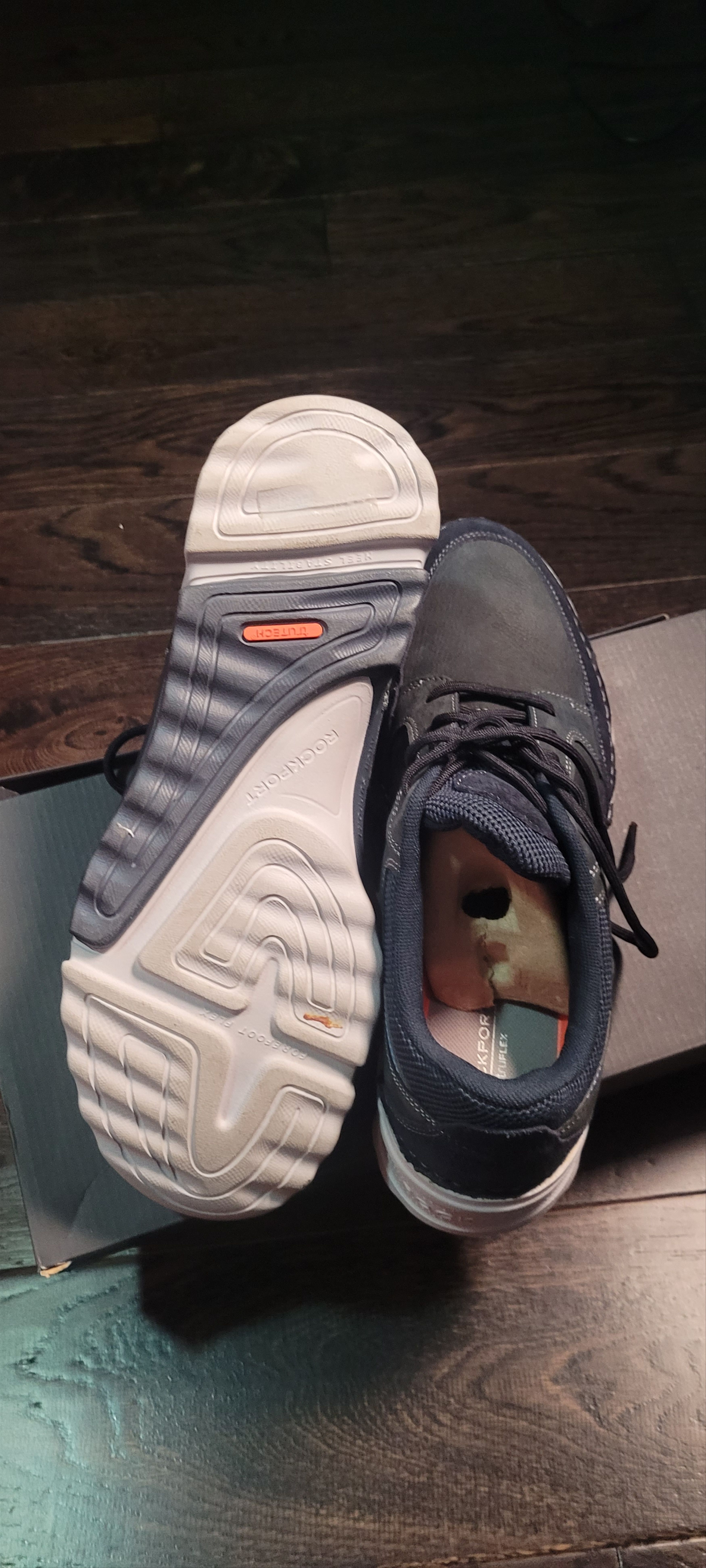 Rockport *NEW** Rockport Men's Blue Sneakers size 12m Size US 12 / EU 45 - 2 Thumbnail