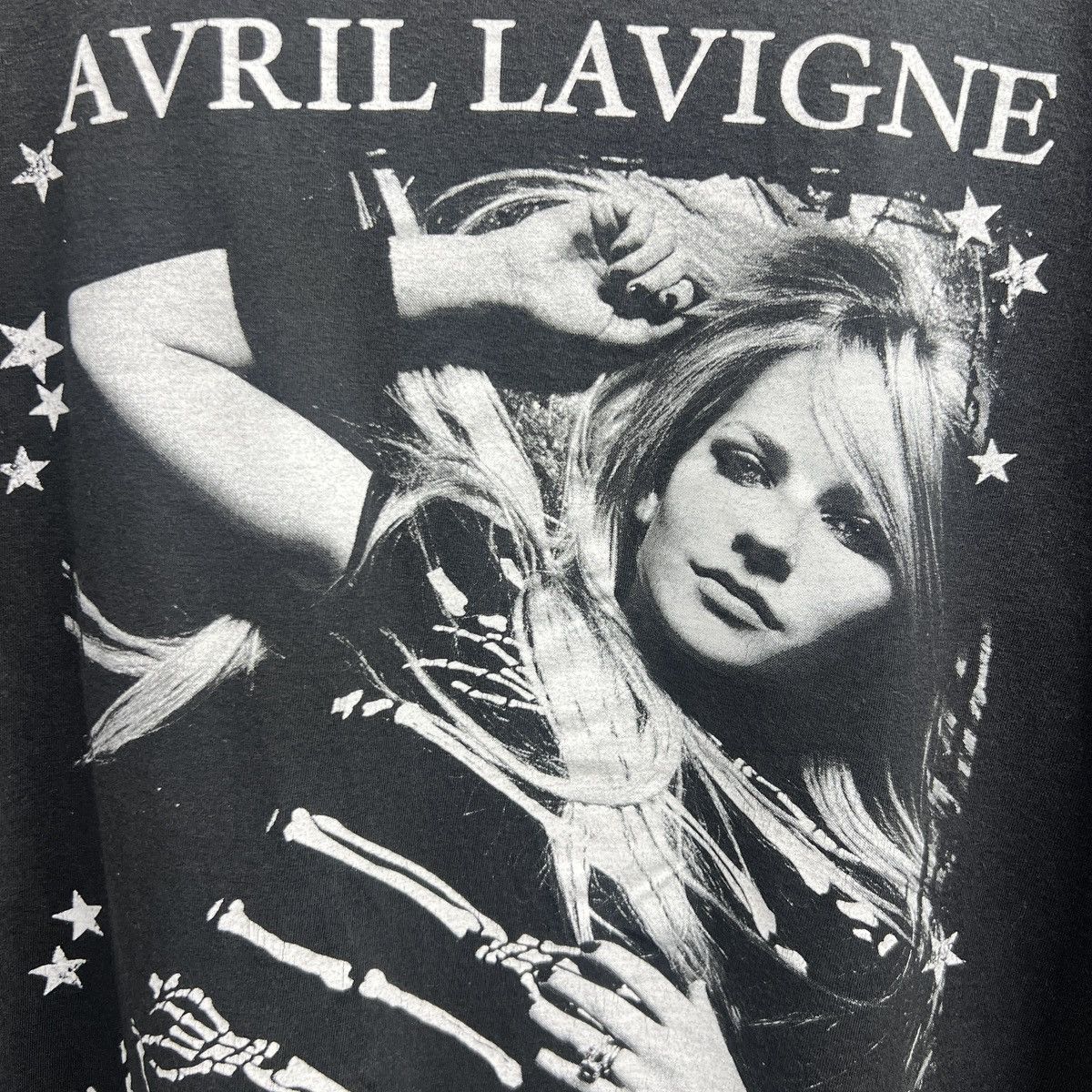 Band Tees VTG AVRIL LAVIGNE THE BEST DAMN TOUR TEE Size US L / EU 52-54 / 3 - 5 Thumbnail