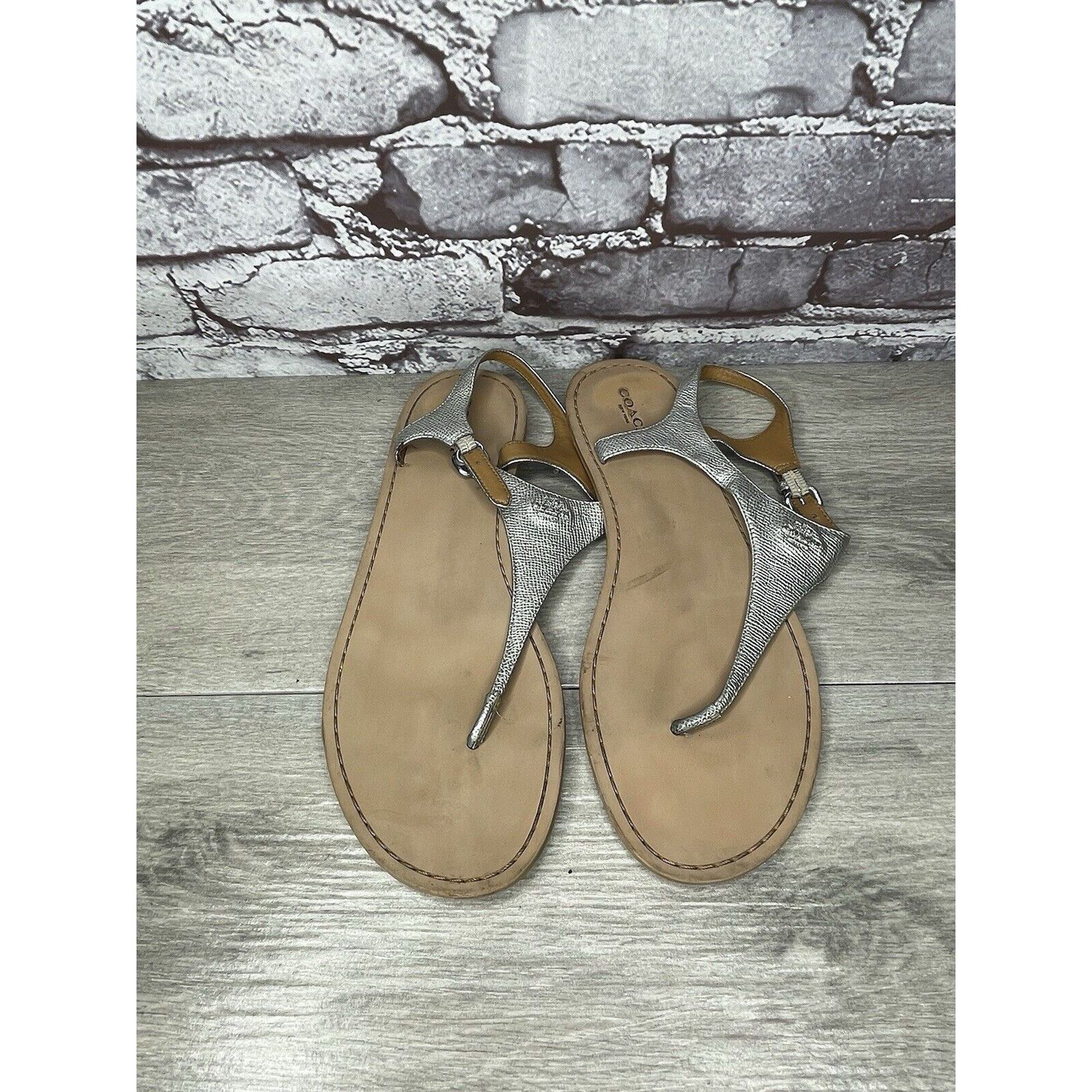 Coach Coach Cheyanne Silver Leather Thong Strap Flats Sandals Wome Size US 9.5 / IT 39.5 - 3 Thumbnail