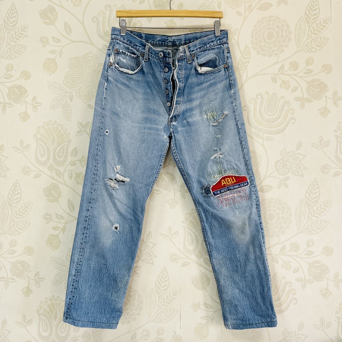Levi's Vintage Clothing Distressed Levis 501 Vintage Denim Jeans Size US 30 / EU 46 - 4 Thumbnail