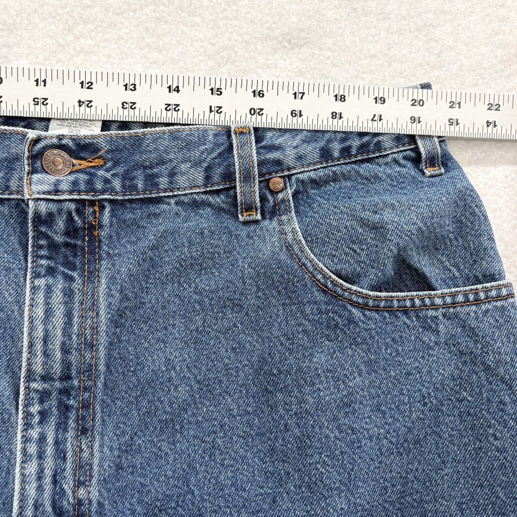Levi's VINTAGE Levi's 545 Jeans Mens 42x34 Blue Medium Wash Denim Loose Fit Tapered Leg Size US 42 / EU 58 - 6 Thumbnail