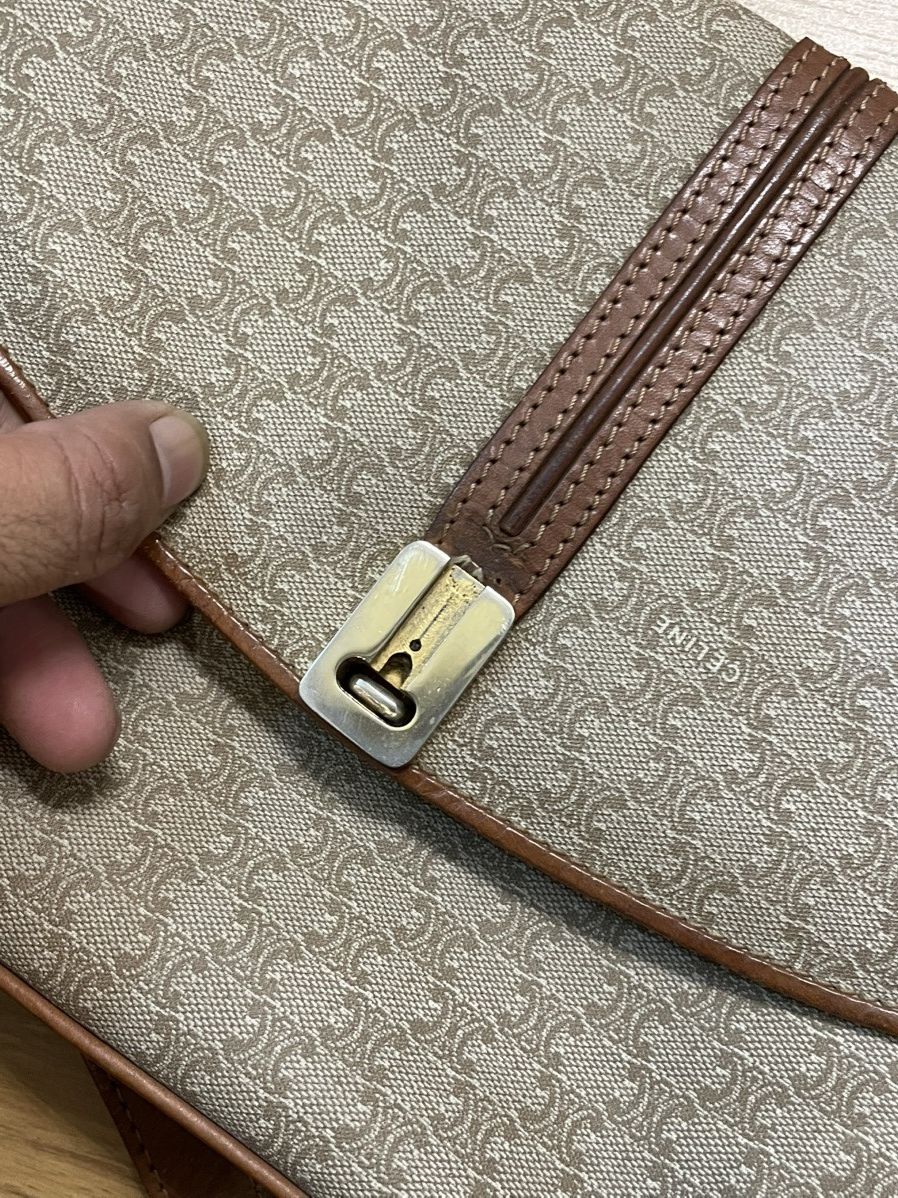 Celine Vintage Celine Macadam Blason Leather Shoulder Bag (M06) Size ONE SIZE - 20 Thumbnail