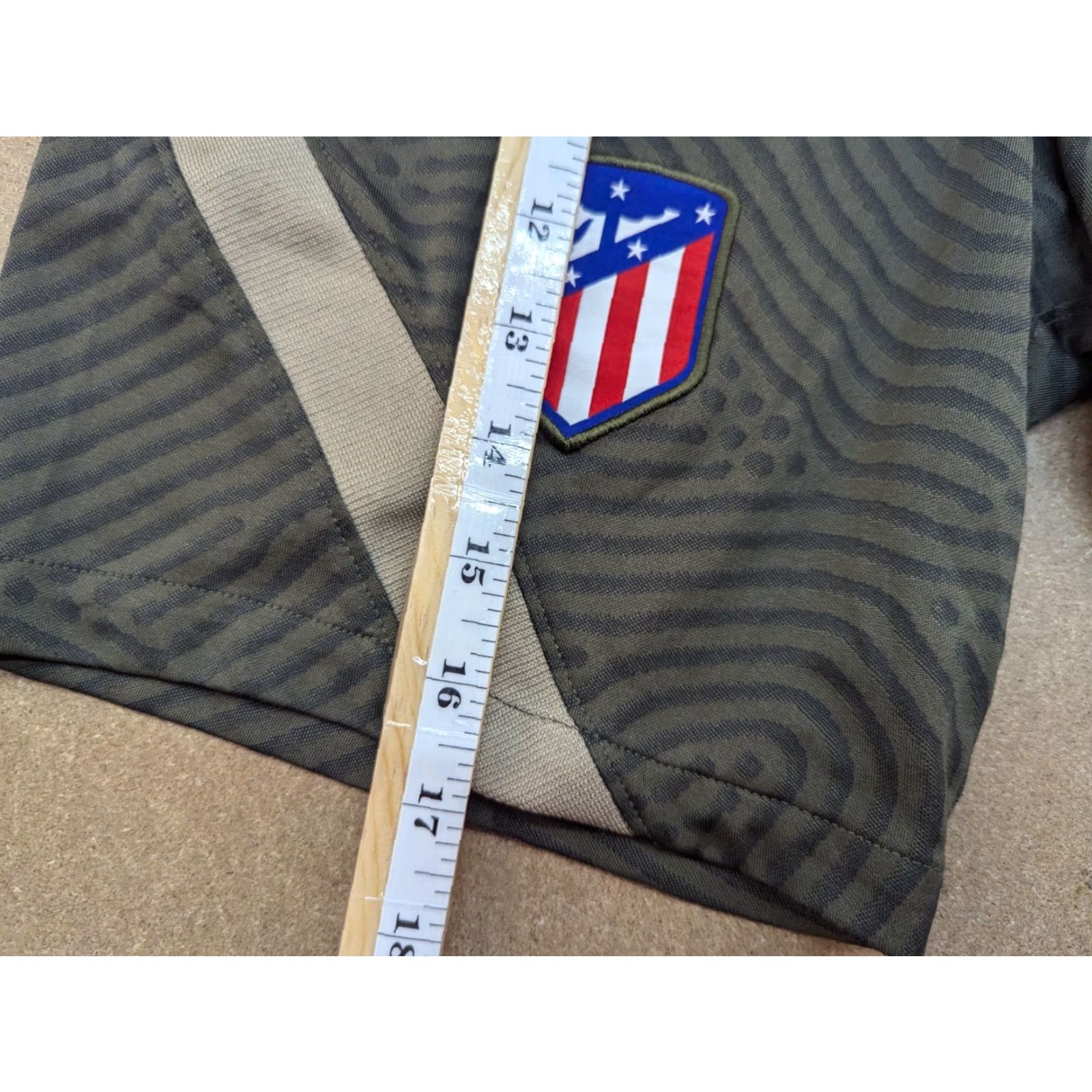 Nike Nike Atletico Madrid Training Shorts Mens Size S Football Adult Size US 29 - 5 Thumbnail