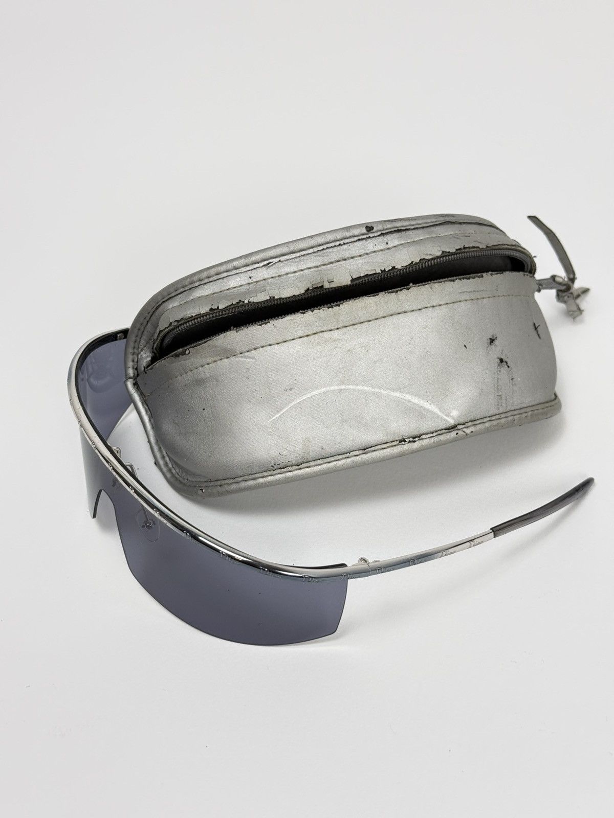 Dior VINTAGE DIOR MONOLENS MULTILOGO SUNGLASSES Size ONE SIZE - 7 Thumbnail