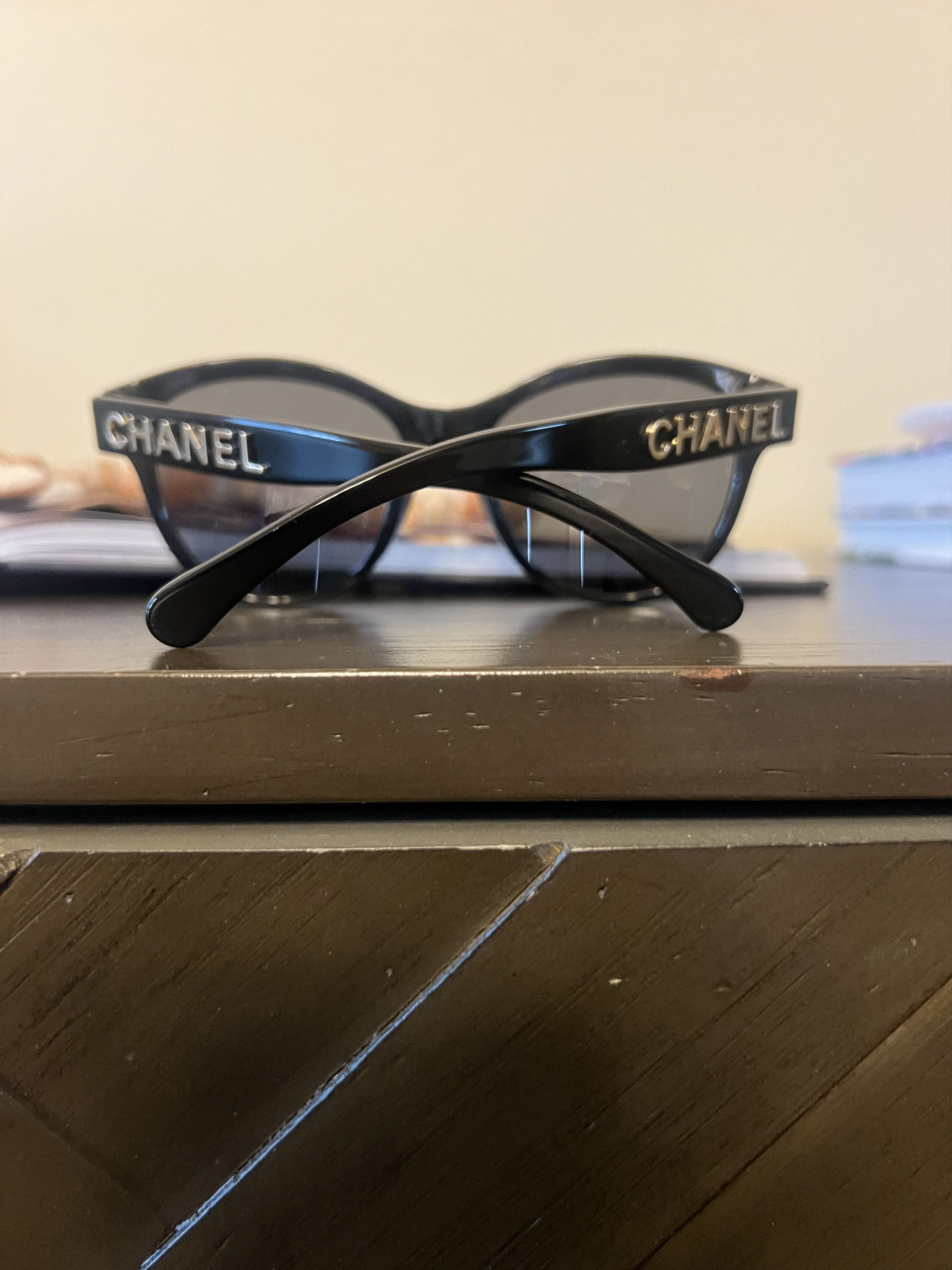 Chanel Oval Sunglasses Size ONE SIZE - 3 Thumbnail