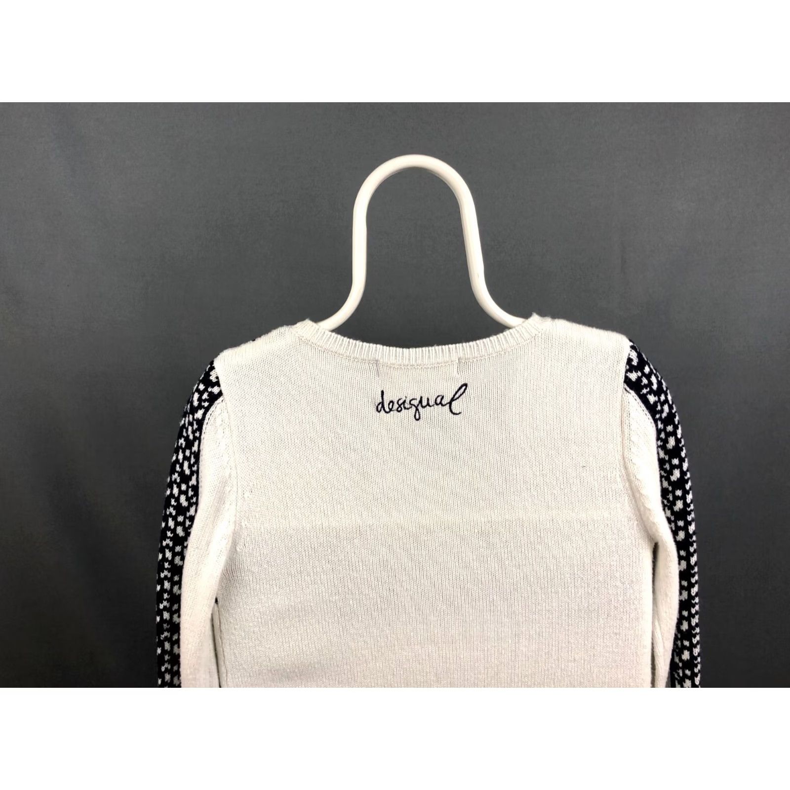 Desigual Desigual Pullover Sweater Women Size S White Patterned Acrylic Size S / US 4 / IT 40 - 4 Thumbnail