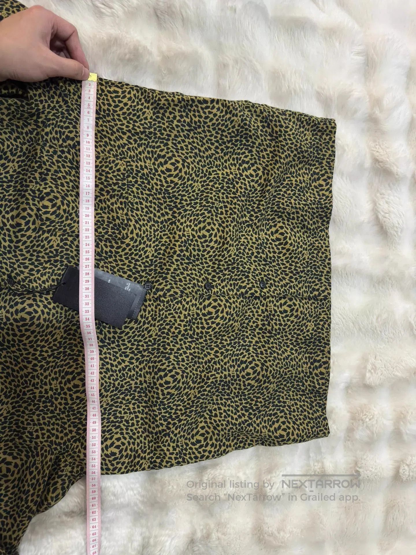 Yves Saint Laurent Multi Leopard Print Short Sleeve Button-Up Shirt. Size US M / EU 48-50 / 2 - 8 Thumbnail
