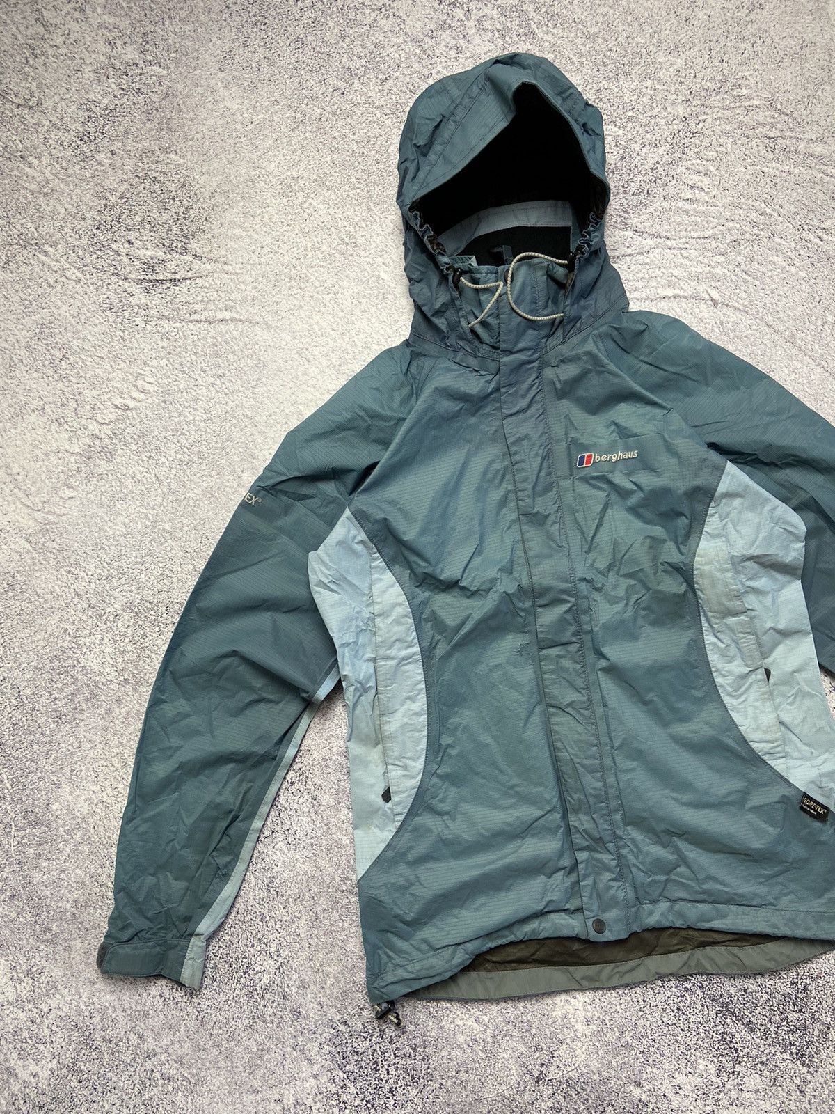 Berghaus Rare Berghaus Gore Tex Jacket Outdoor Rain Coat Gorpcore Size US S / EU 44-46 / 1 - 4 Thumbnail