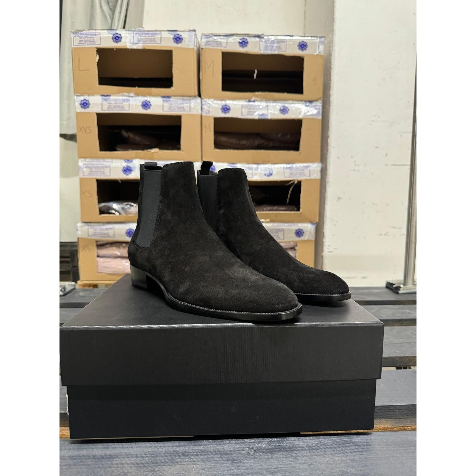 Saint Laurent Paris o1alsimx924 375680 Suede Chelsea Boots in Black Size US 12 / EU 45 - 10 Thumbnail