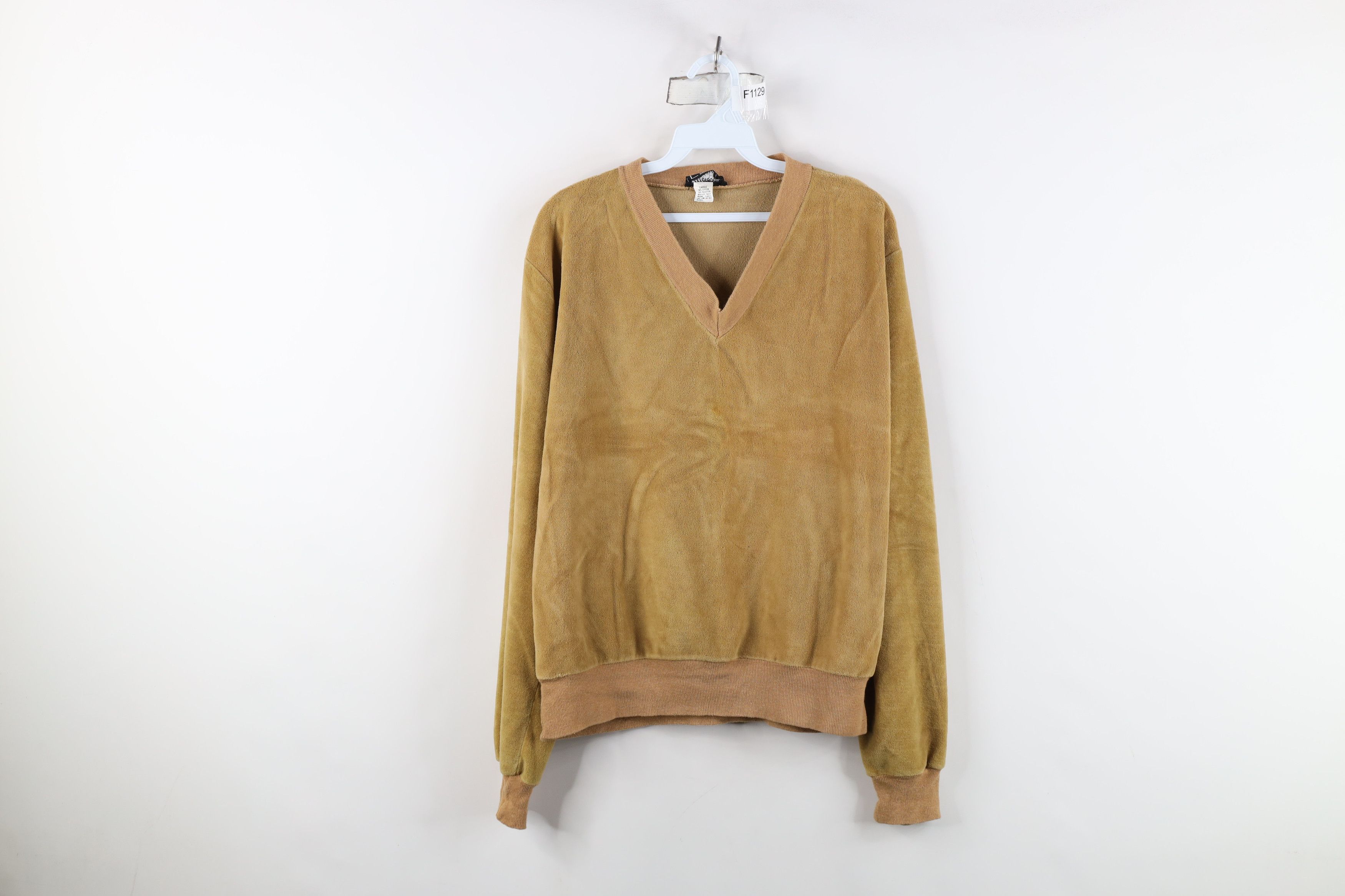 Vintage Vintage 70s Streetwear Blank Velour V-Neck Sweater USA Size US L / EU 52-54 / 3 - 1 Thumbnail