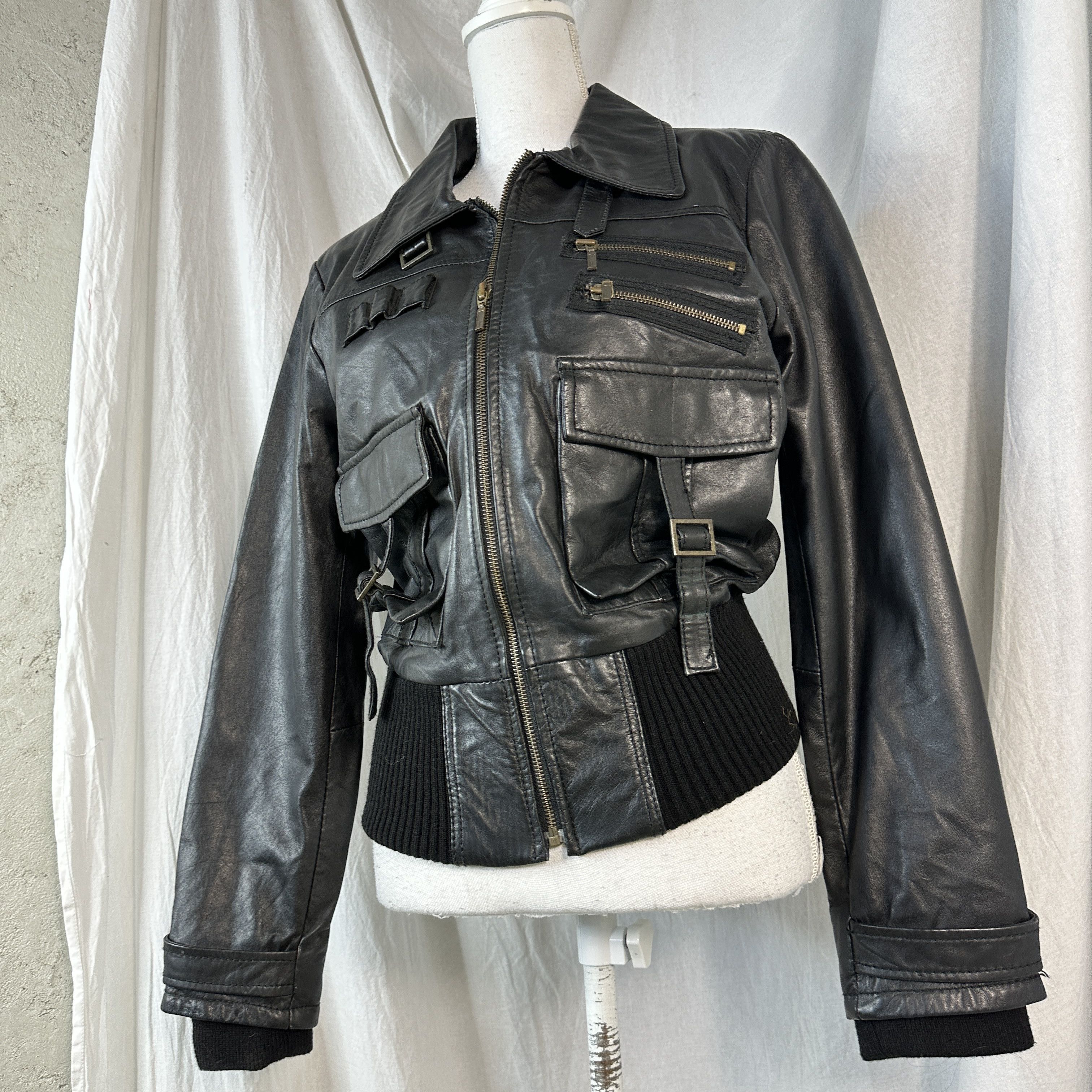 Vintage Vintage Avant Garde Moto Big Collar Leather Jacket Size US S / EU 44-46 / 1 - 5 Thumbnail