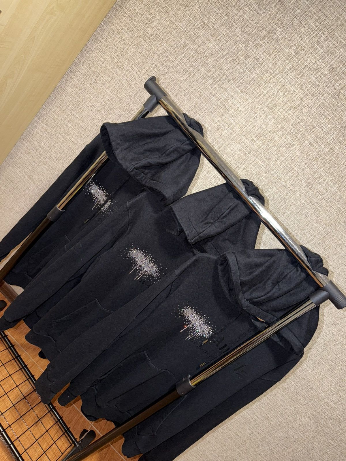 Palm Angels PALM ANGELS RHINESTONE SPRAYED HOODIE read the description Size US M / EU 48-50 / 2 - 2 Thumbnail