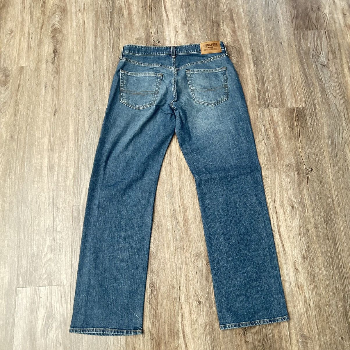 Nike Levi baggy Jeans Size US 33 - 2 Thumbnail