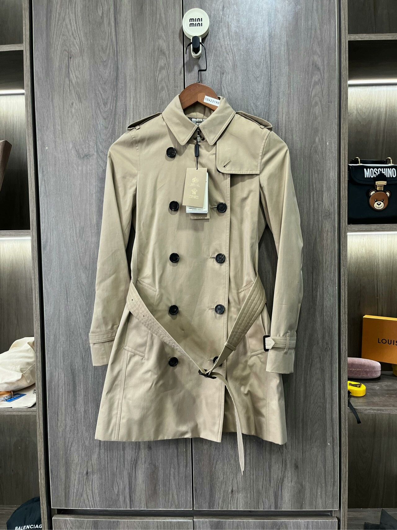 Burberry Burberry Classic Double-Breasted Trench Coat Size XS / US 0-2 / IT 36-38 - 1 Thumbnail
