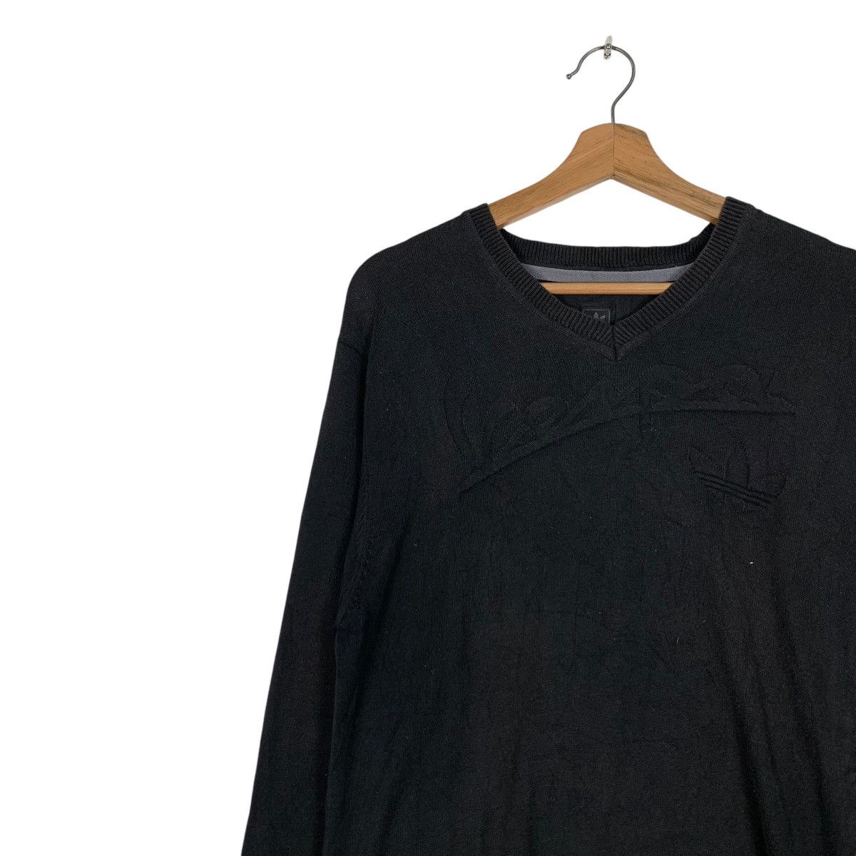 Adidas ADIDAS Trefoil Small Logo V Neck Sweater #1196-C54 Size US L / EU 52-54 / 3 - 6 Thumbnail