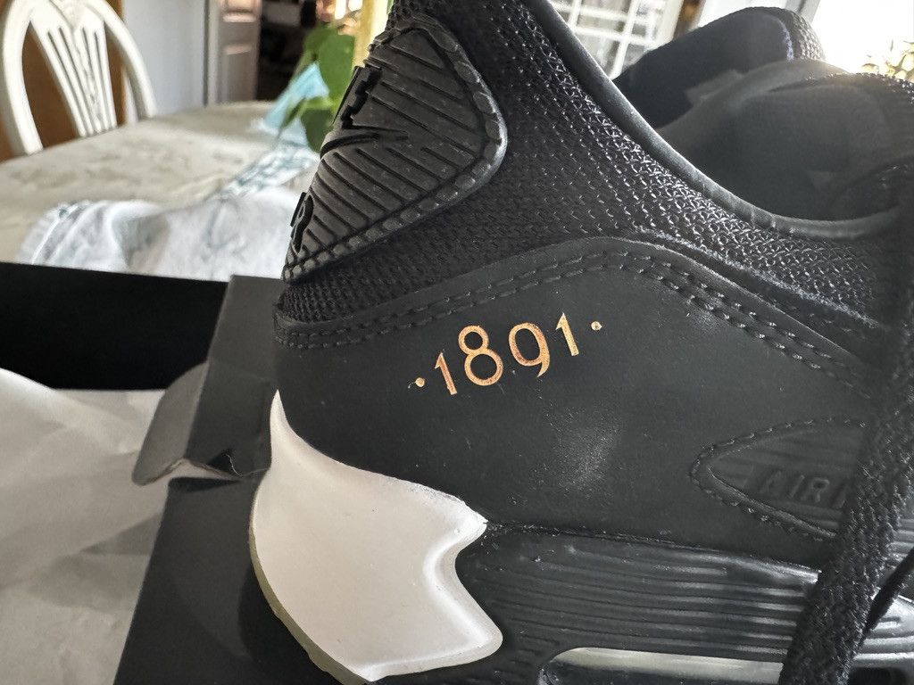 Nike Nike Air Max 90 - AIK 130th Anniversary Size US 11.5 / EU 44-45 - 2 Thumbnail
