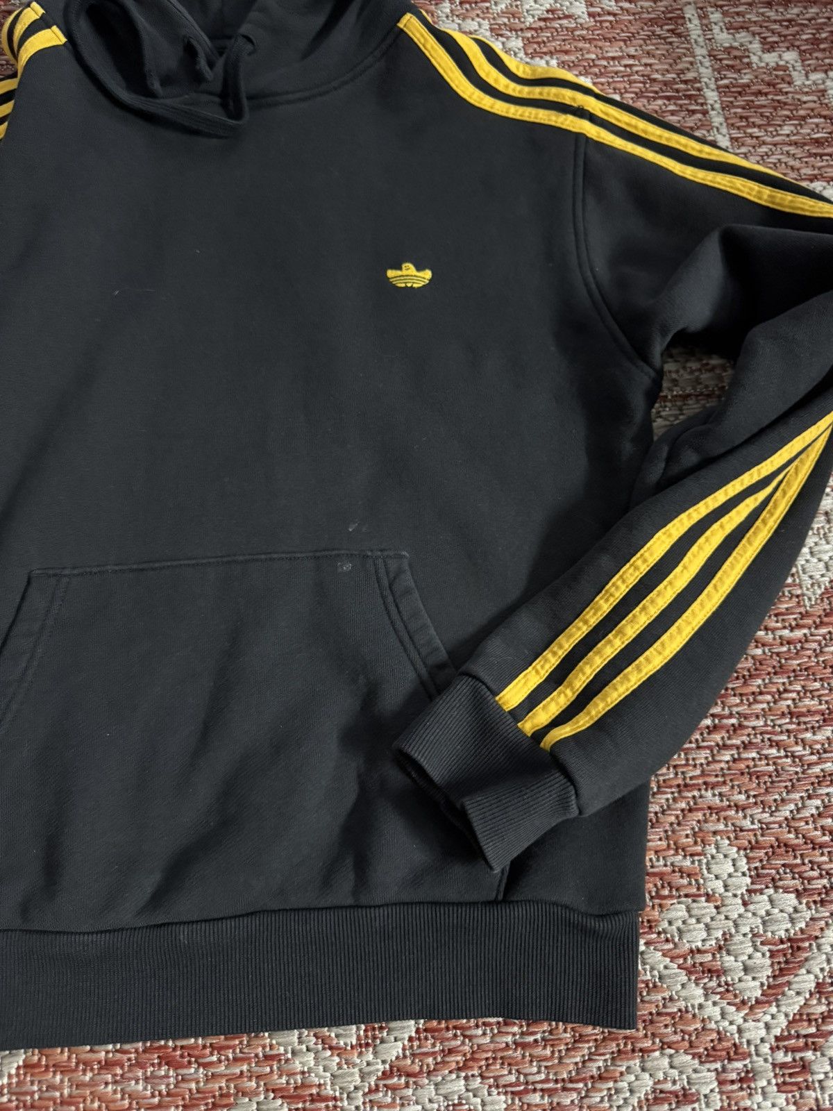 Adidas Adidas Skateboarding Gonz Hoodie Black Yellow Sz S Mens Size US S / EU 44-46 / 1 - 2 Thumbnail