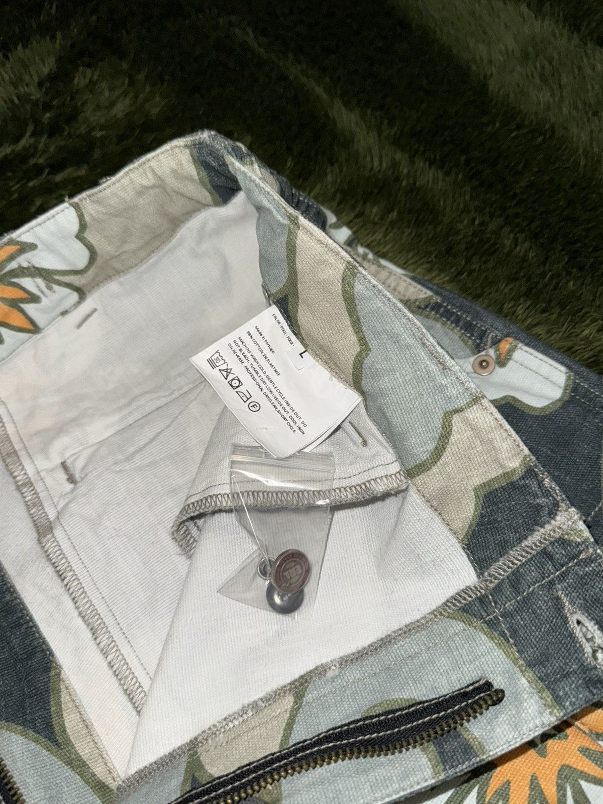 ERL [L] ERL light canvas hibiscus printing cargo pants Size US 36 / EU 52 - 4 Thumbnail