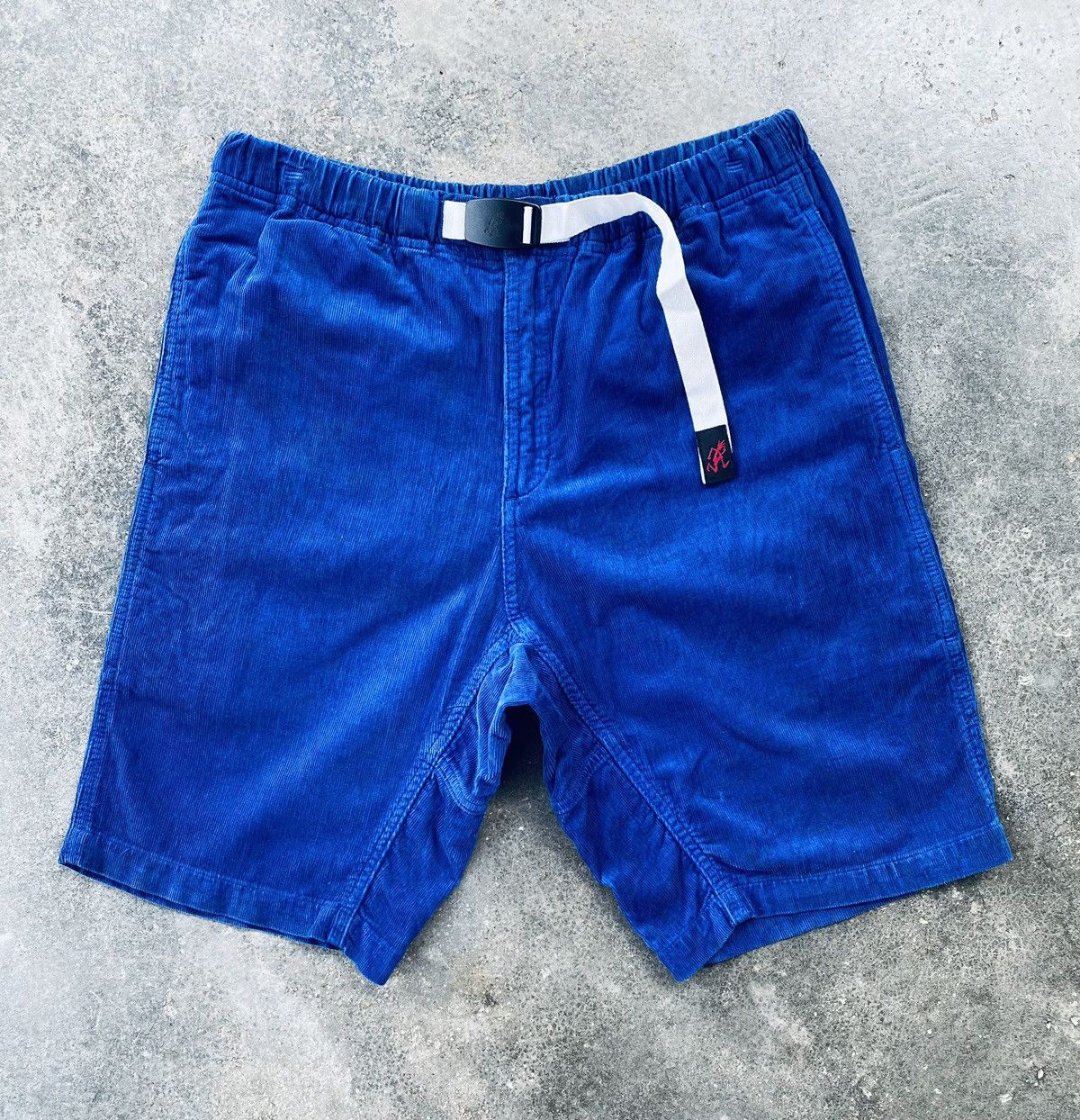 Gramicci Vintage Gramicci Blue Corduroy Short Pants Size US 29 - 1 Thumbnail