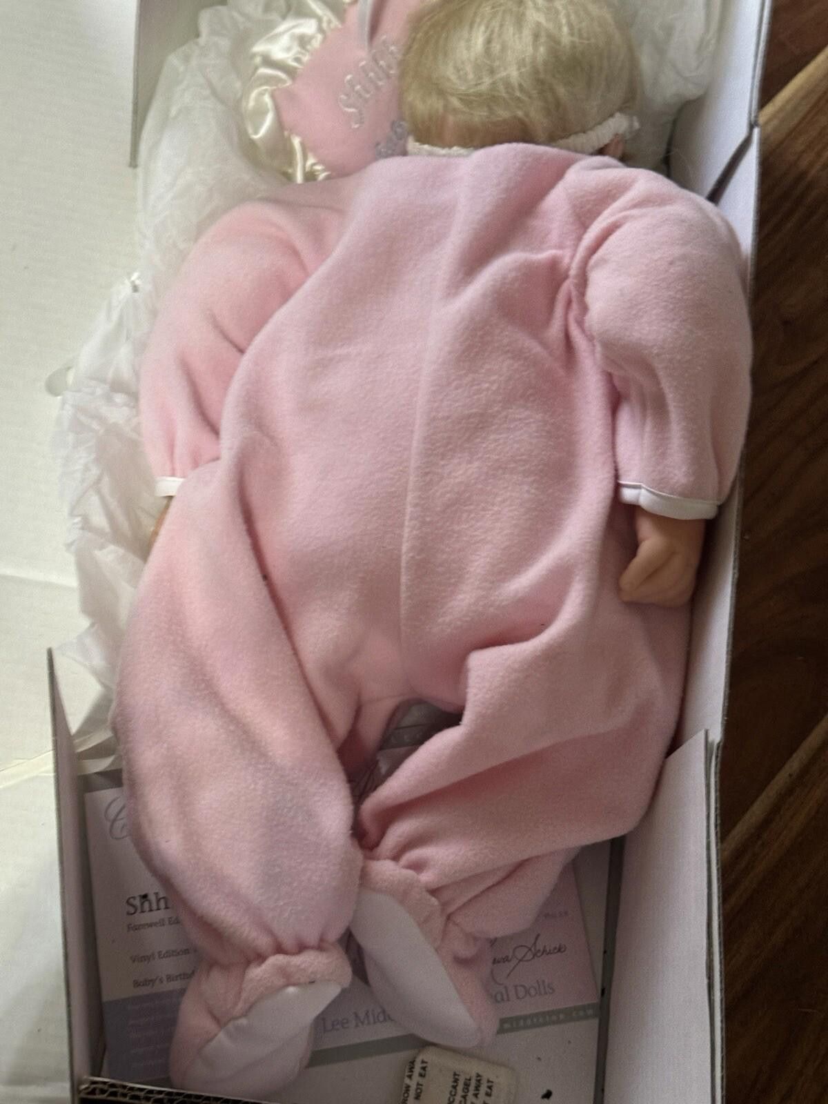 Other Lee Middleton By Reva So Sleepy Vinyl 2005 w/ COA 373/500 Size ONE SIZE - 7 Thumbnail