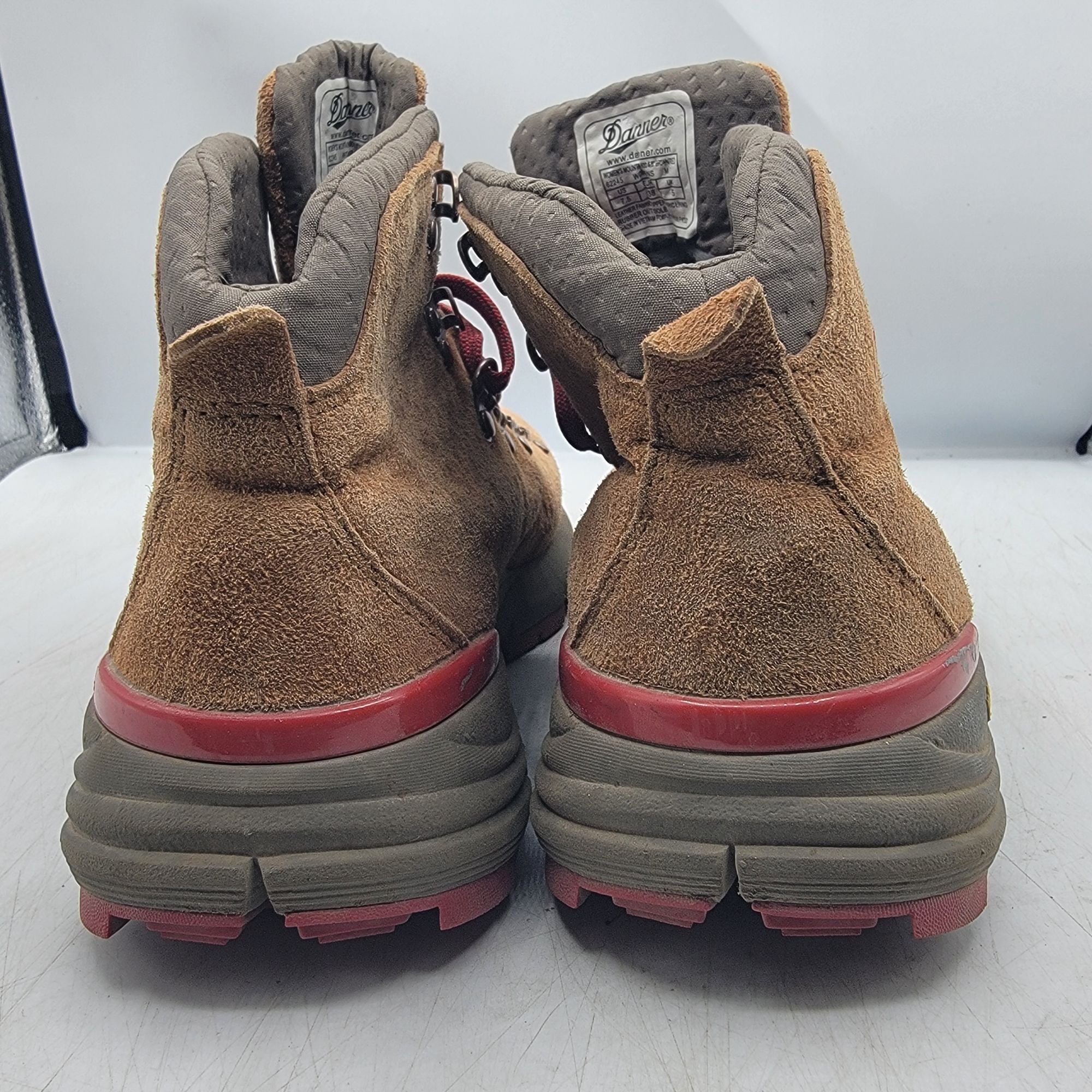 Danner Danner Mountain 600 Womens 7.5 Brown Hiking Boots Waterproof Size US 7.5 / IT 37.5 - 5 Thumbnail