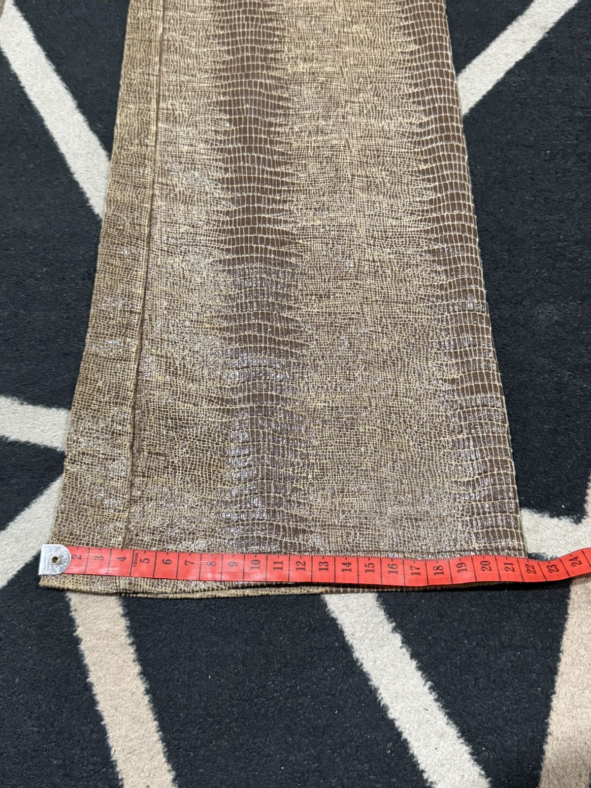 Tornado Mart Flared Waxed Snakeskin Stretch Jeans Japanese Styled Size US 29 - 8 Thumbnail
