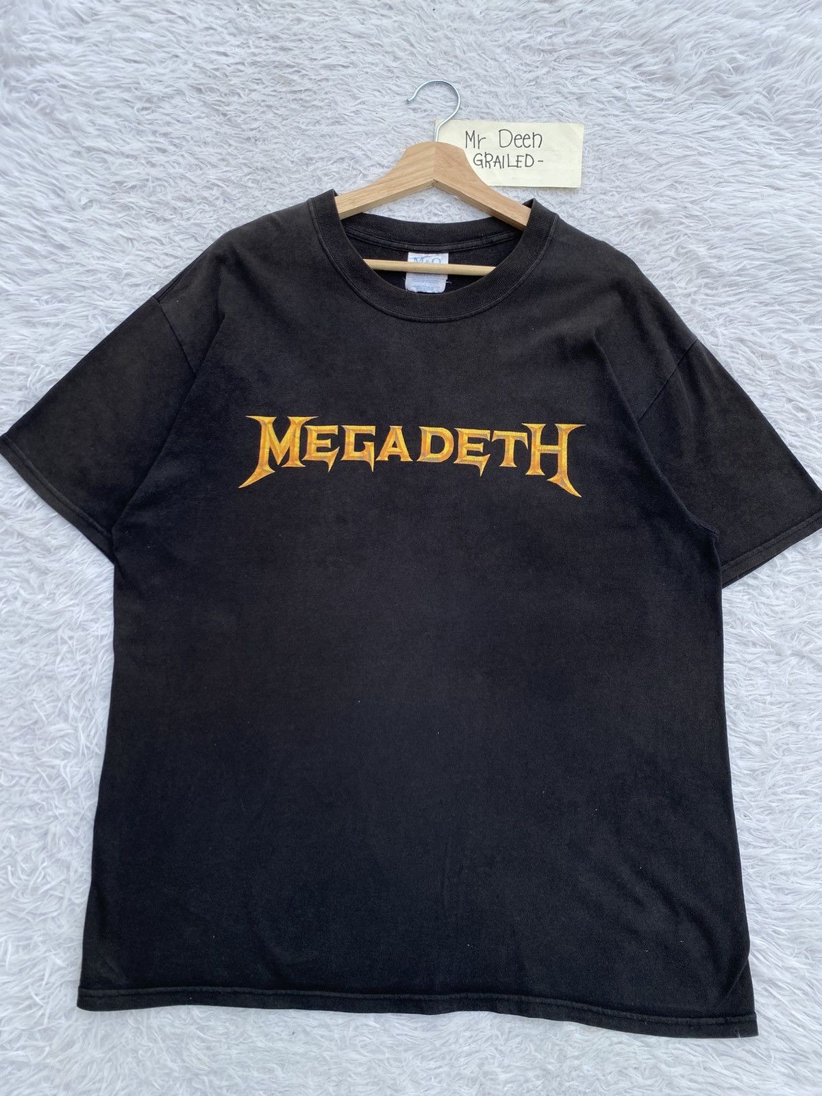 Band Tees Rare Vintage Megadeth Band Tshirt Size US L / EU 52-54 / 3 - 5 Thumbnail