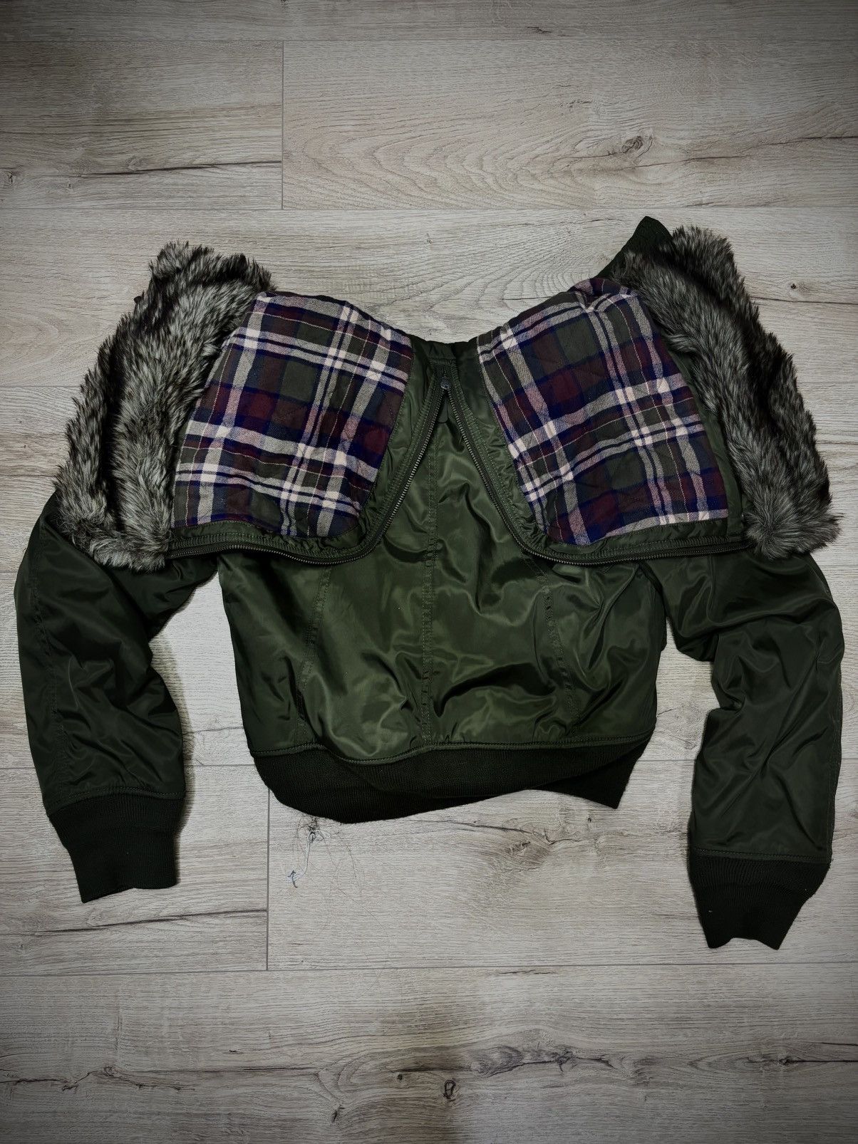 Diesel Diesel Female Bomber Jacket N-2B Trim Green Size S / US 4 / IT 40 - 1 Thumbnail