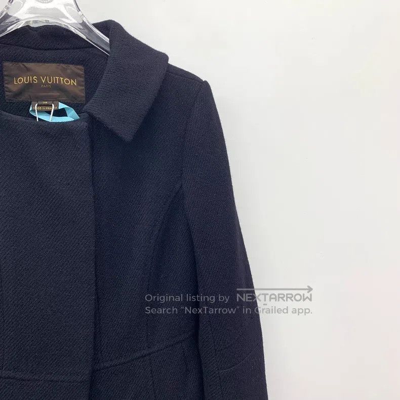 Louis Vuitton Louis Vuitton Black Wool Lapel Long Sleeve Coat Size XS / US 0-2 / IT 36-38 - 3 Thumbnail