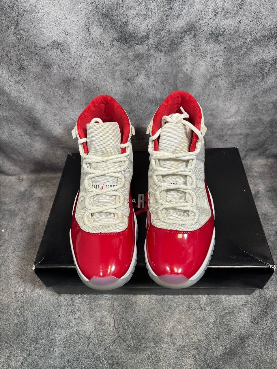 Jordan Brand Size 12 | Jordan 11 Cherry No Box | Pre-Owned Size US 12 / EU 45 - 2 Thumbnail