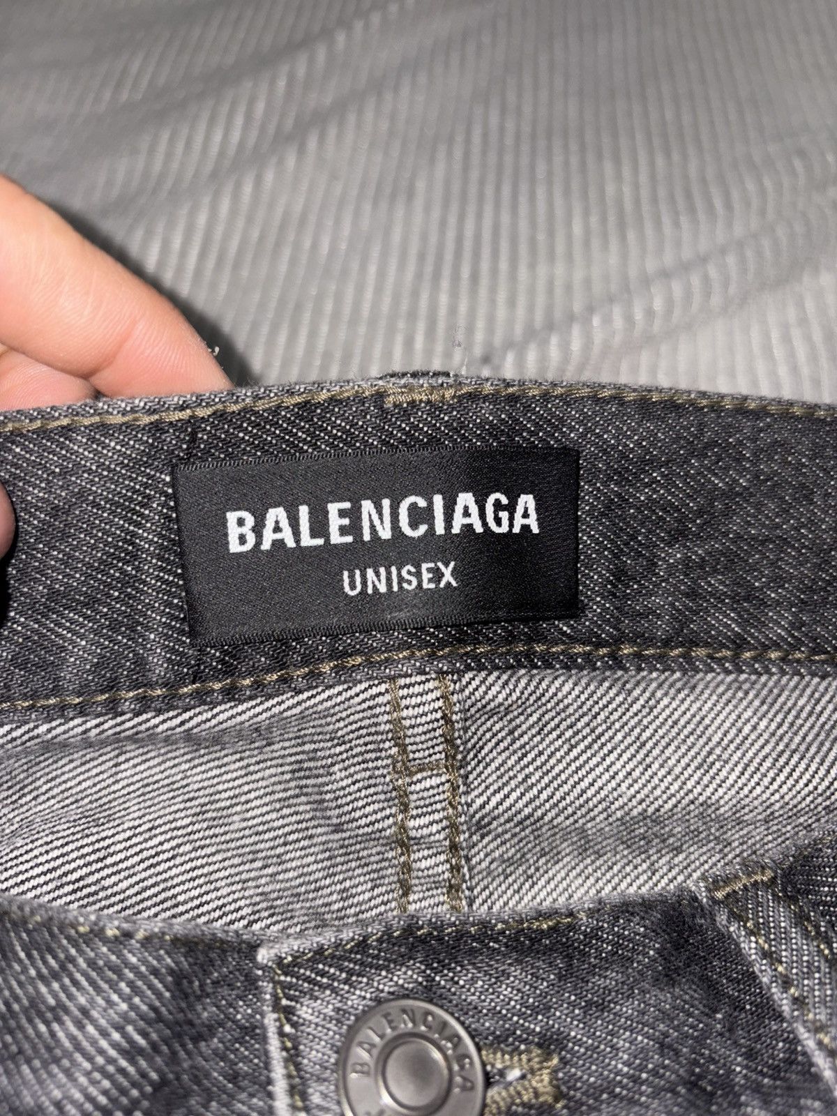 Balenciaga FW21 Demna Balenciaga Jeans Back Rip distressed gray denim Size US 29 - 4 Thumbnail