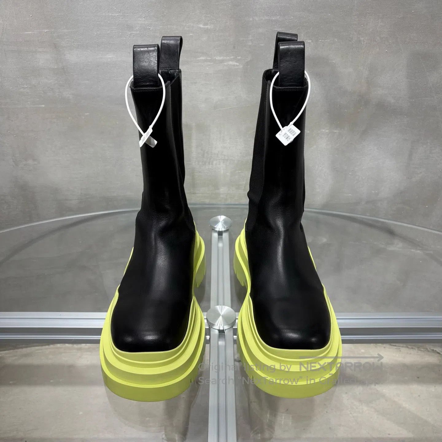 Bottega Veneta Bottega Veneta Tire Comfortable and Versatile Chelsea Boot Size US 6.5 / IT 36.5 - 2 Thumbnail
