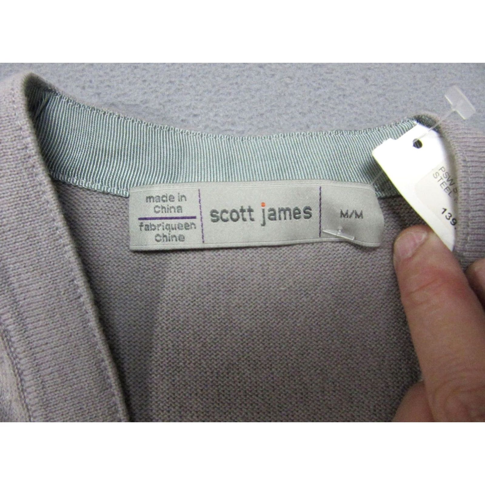 Vintage VINTAGE Scott James Cardigan Sweater Mens M Gray Cotton V-Neck Button Pockets Size US M / EU 48-50 / 2 - 3 Thumbnail