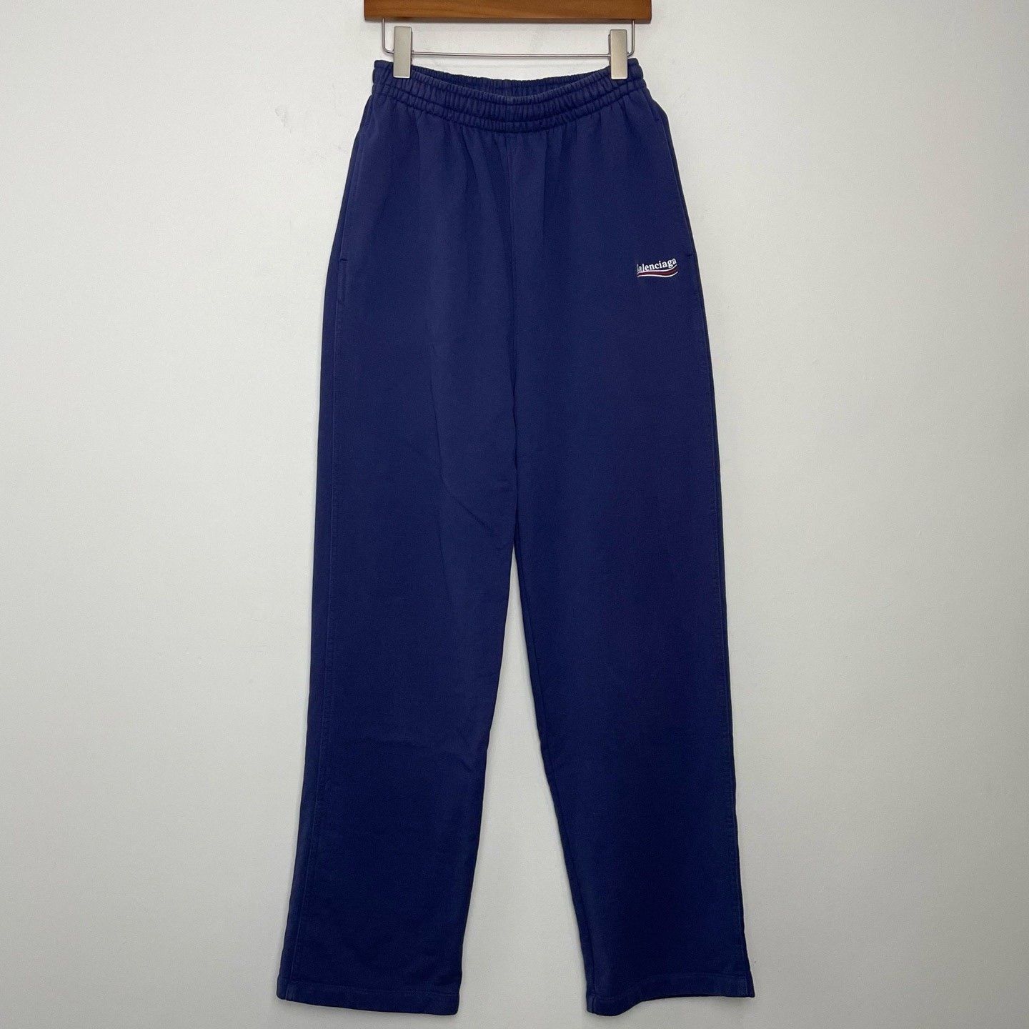 Balenciaga Balenciaga Purple Coke Wave Sweatpants Size US 32 / EU 48 - 1 Thumbnail