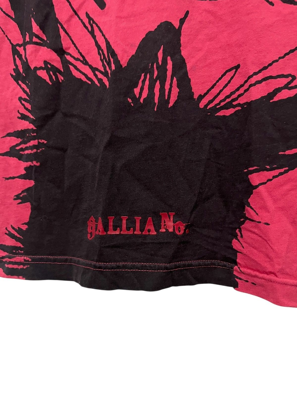 John Galliano 🔥John Galliano Art Tee V-Collar Shirt Size US M / EU 48-50 / 2 - 5 Thumbnail