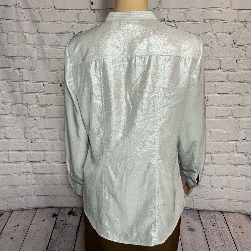 Chicos New Chico's Silver Shimmer Izzie Top Shirt Size 0 US S Size S / US 4 / IT 40 - 4 Thumbnail