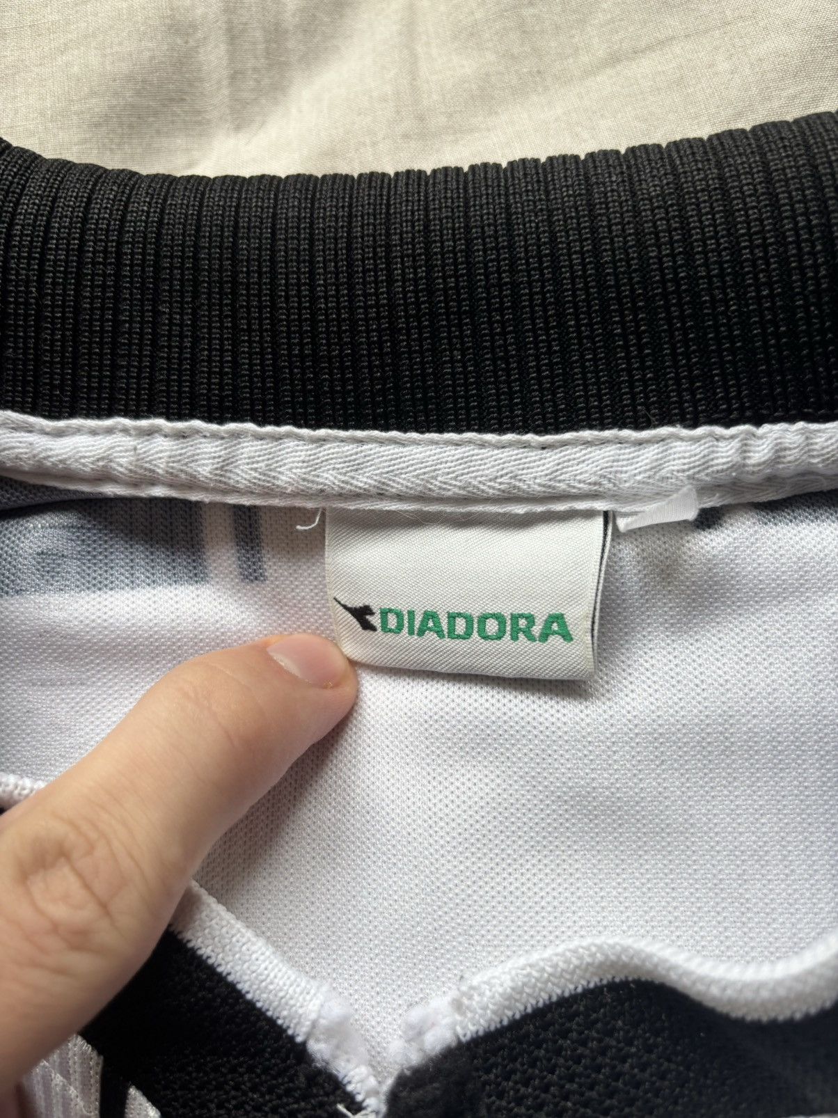 Diadora Udinese 2000-01 home jersey Size US XL / EU 56 / 4 - 4 Thumbnail