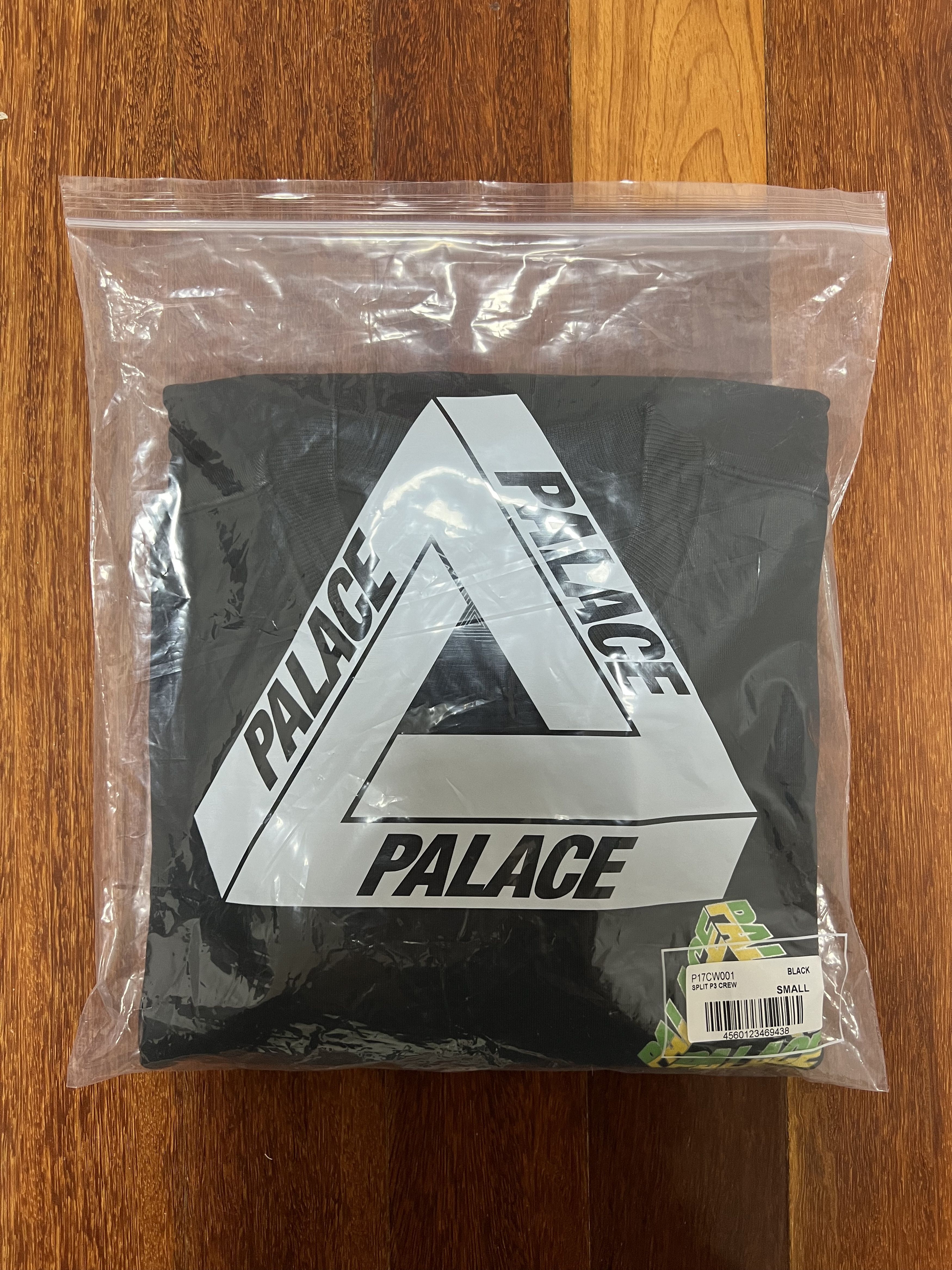 Palace 💚 2019 Palace Split P3 Crew Black Small NEW Size US S / EU 44-46 / 1 - 10 Thumbnail