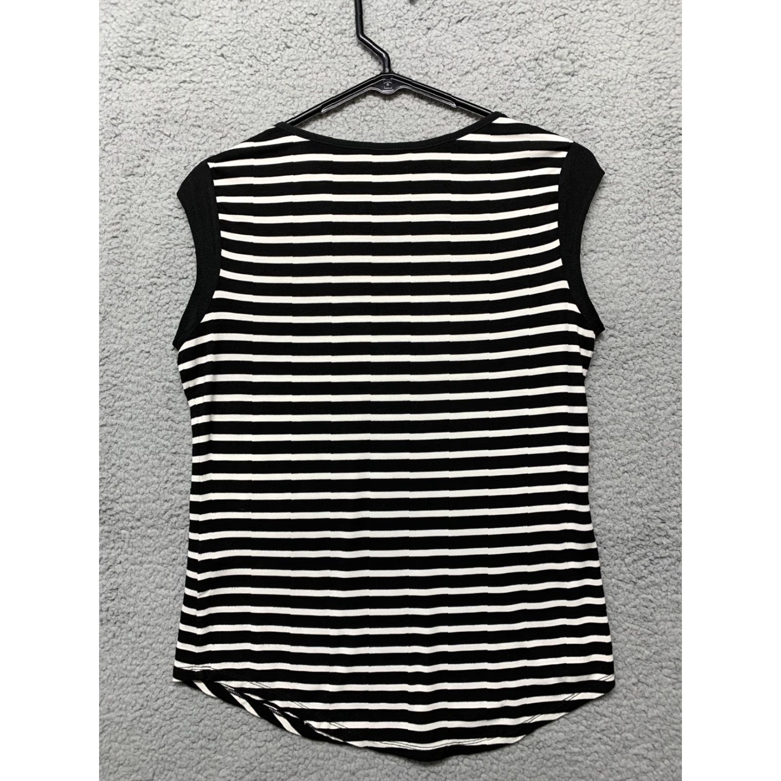 Calvin Klein Calvin Klein Womens XS Sleeveless Top Shirt Pullover Black White Stripes Pocket Shirt Tank Multicolor Casual Basic Classic Colorful 90s? Size XS / US 0-2 / IT 36-38 - 4 Thumbnail