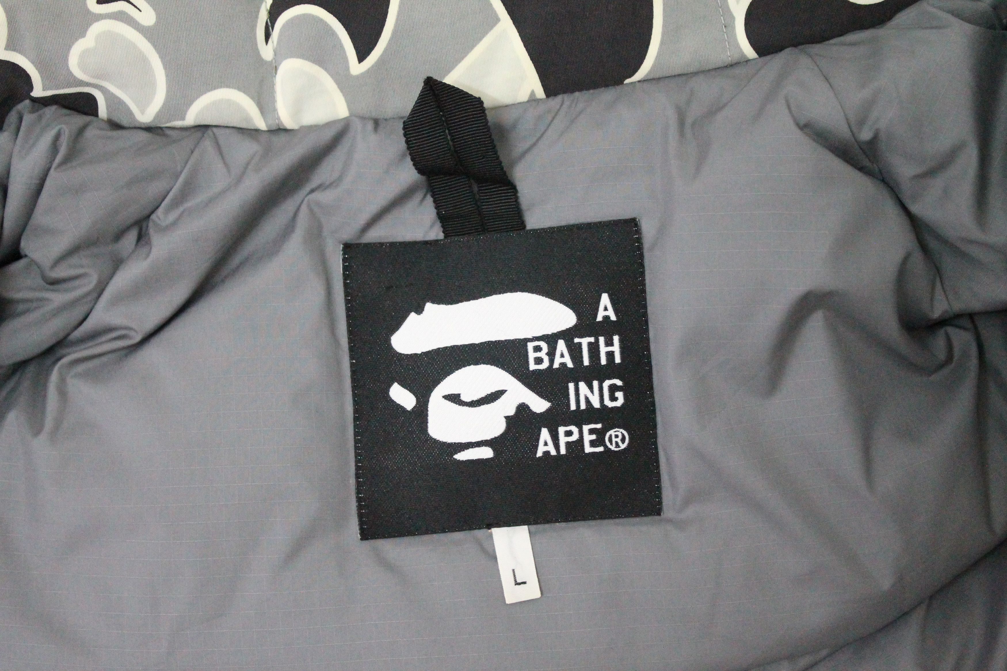 Bape Vintage OG BAPE Camouflage Snowboard Jacket Size US L / EU 52-54 / 3 - 9 Thumbnail