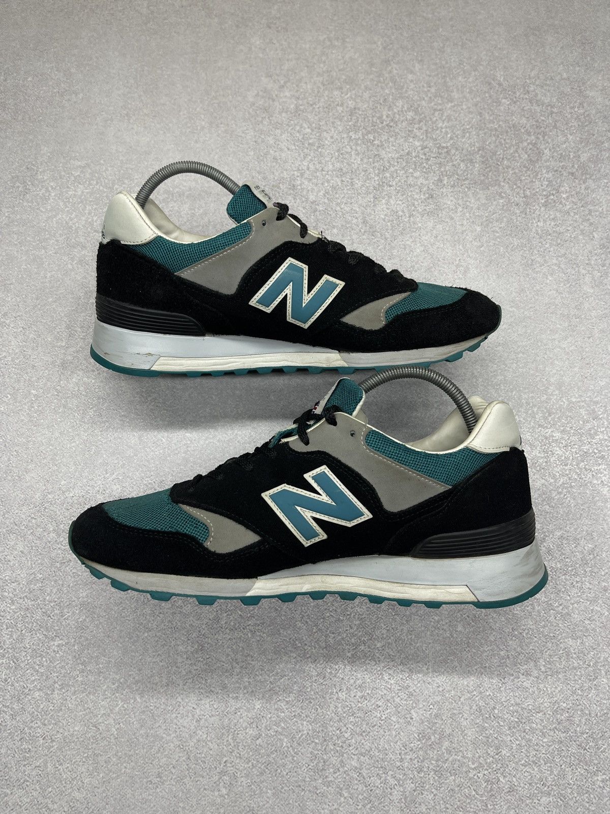 New Balance Mens New Balance 577 England Sneakers With Box Black/Blue Size US 9 / EU 42 - 4 Thumbnail