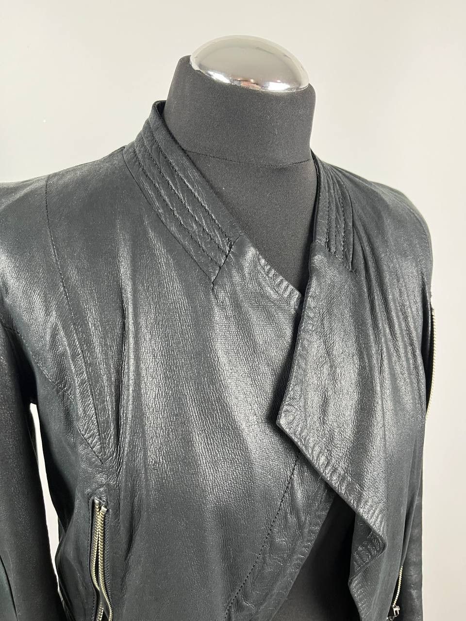 Surface To Air Rare Surface To Air x Kim Gordon Leather Biker Jacket Size XS / US 0-2 / IT 36-38 - 4 Thumbnail