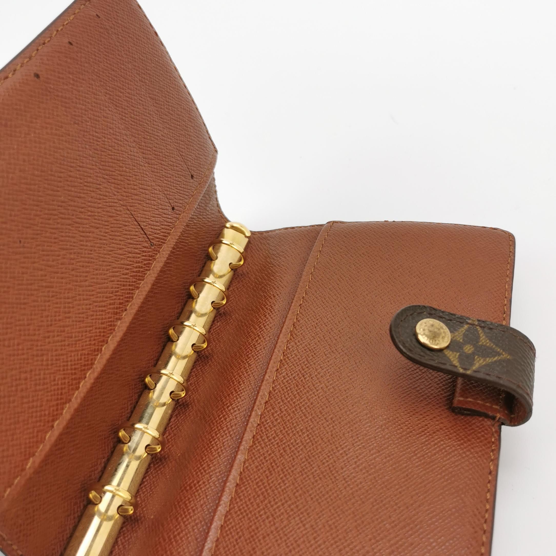 Louis Vuitton Louis Vuitton (LV) Small Monogram Print Vintage Notebook Co Size ONE SIZE - 1 Thumbnail