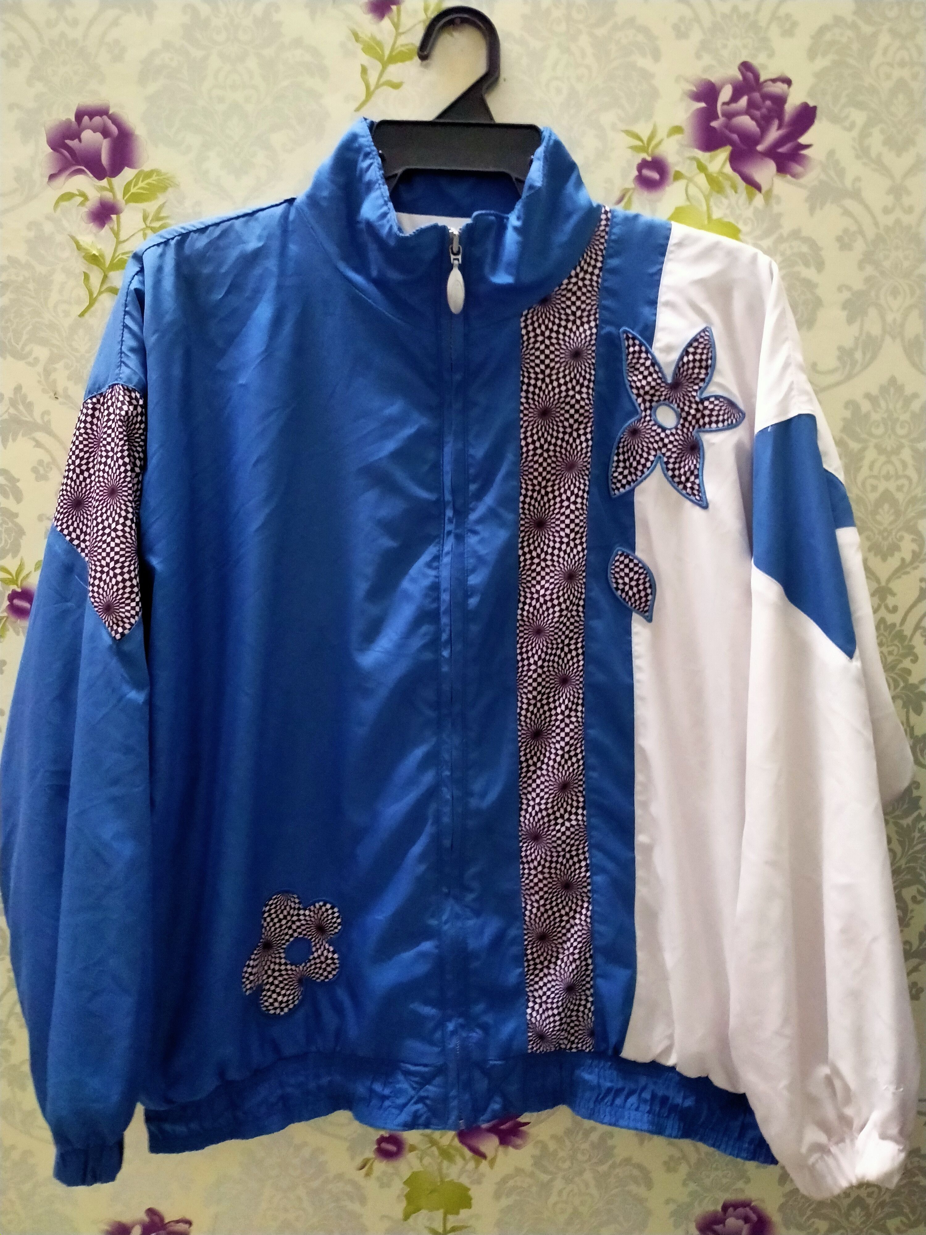 Designer × Japanese Brand Nice..Hear sweater multi colour Size US M / EU 48-50 / 2 - 1 Thumbnail