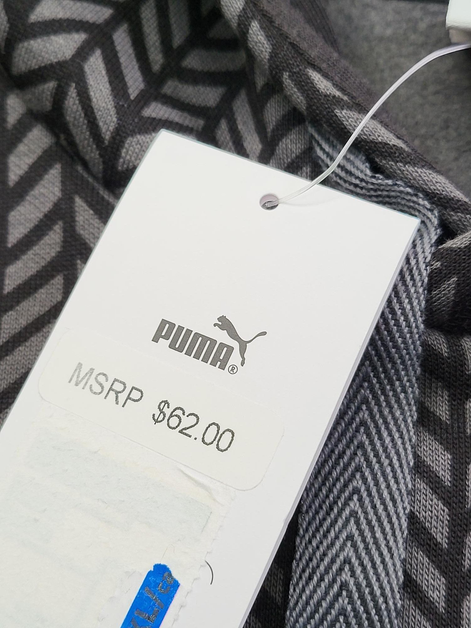 Puma NWT Puma Essentials Herringbone Pullover Hoodie Black XL Size US XL / EU 56 / 4 - 3 Thumbnail